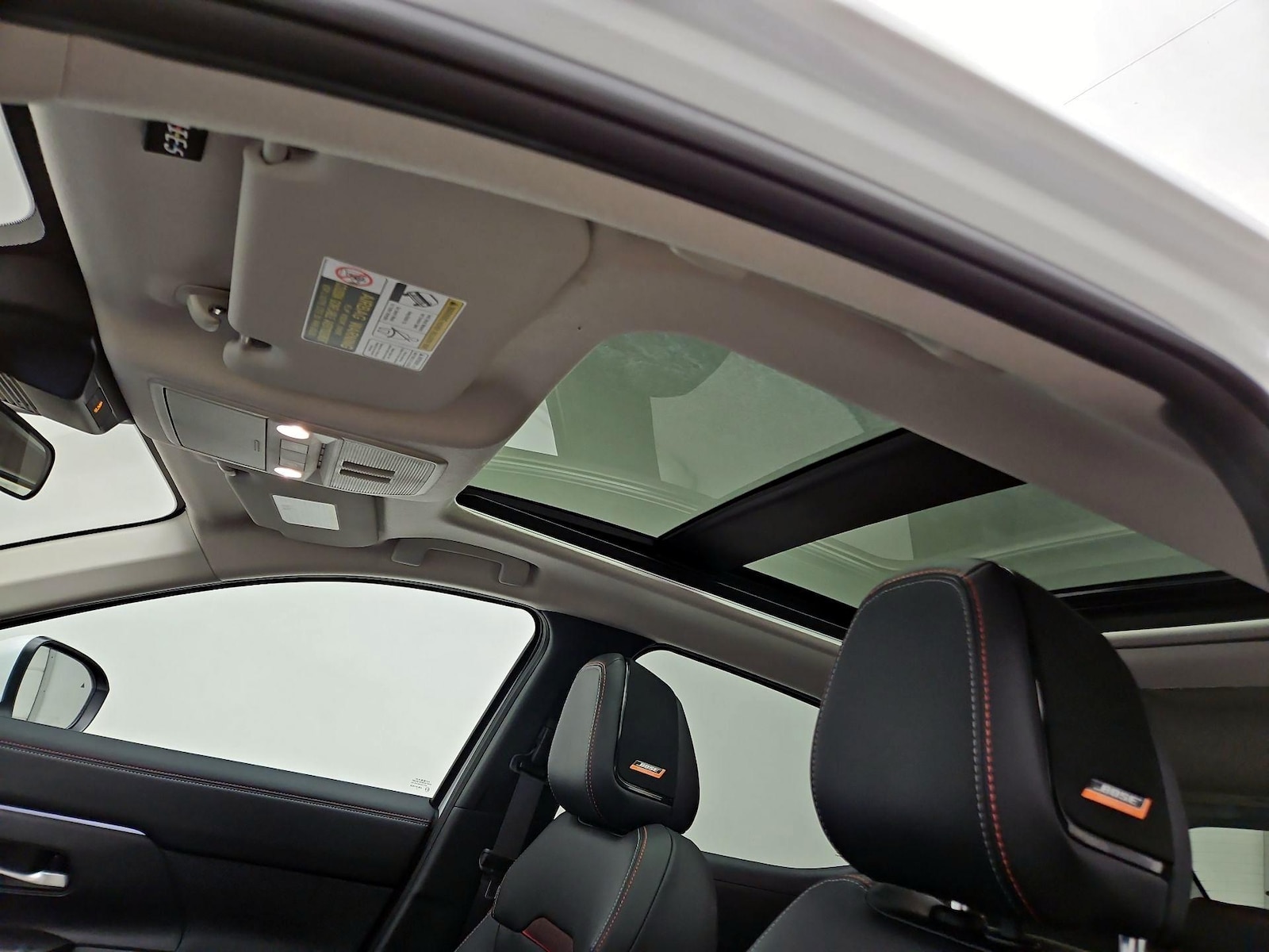 2025 Nissan Kicks SR AWD - Photo 20