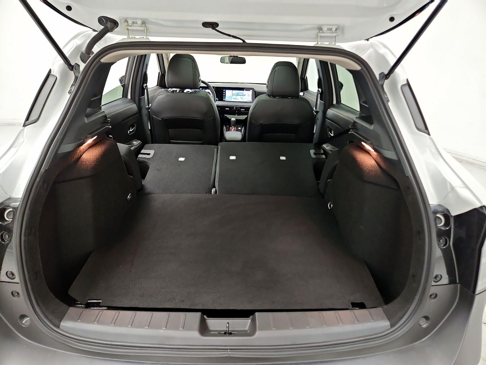 2025 Nissan Kicks SR AWD - Photo 23
