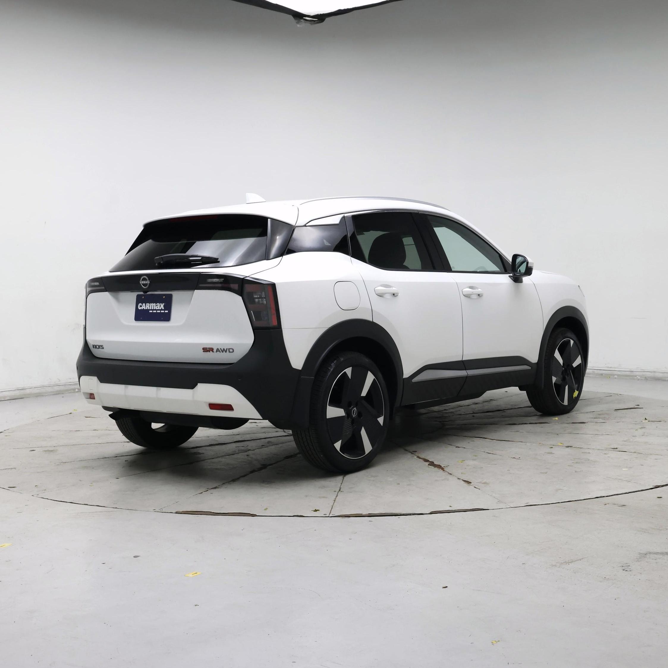 Thumbnail: 2025 Nissan Kicks - 8