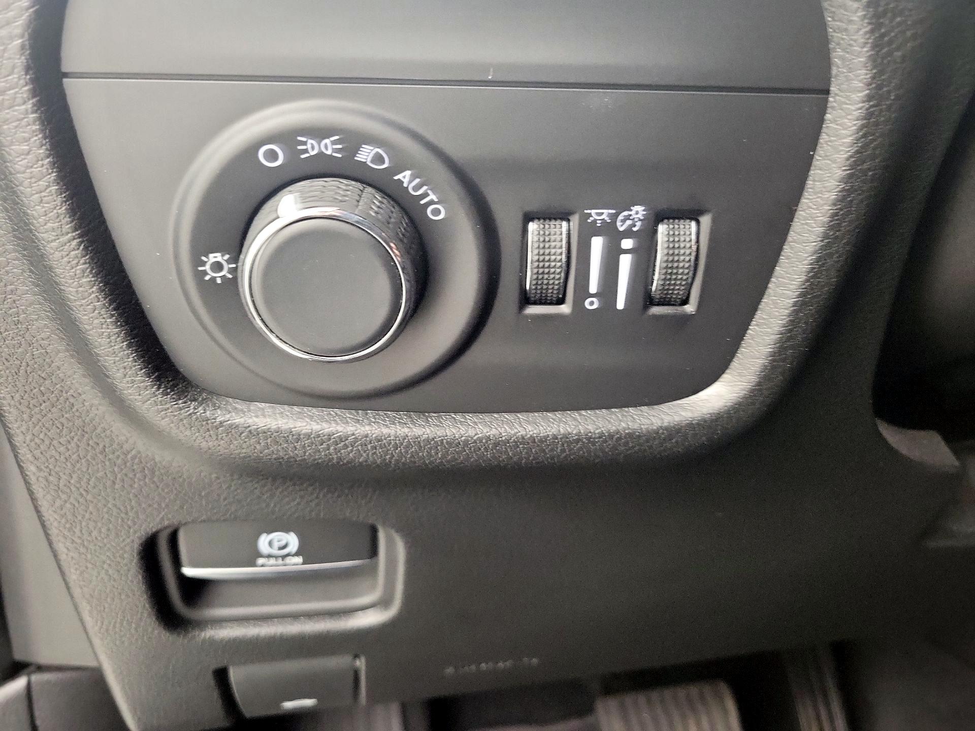 Thumbnail: 2024 Jeep Grand Cherokee - 13