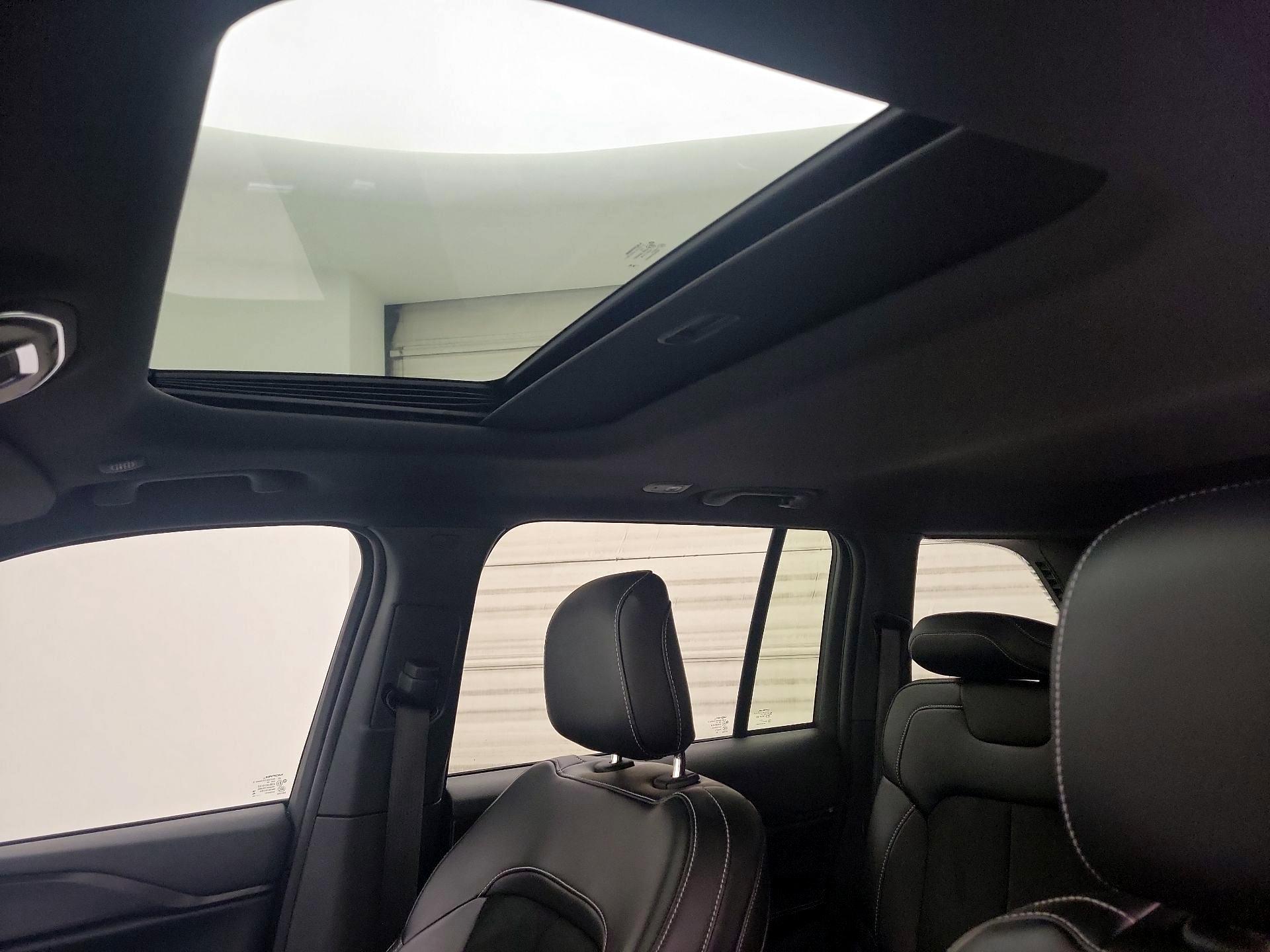 Thumbnail: 2024 Jeep Grand Cherokee - 19