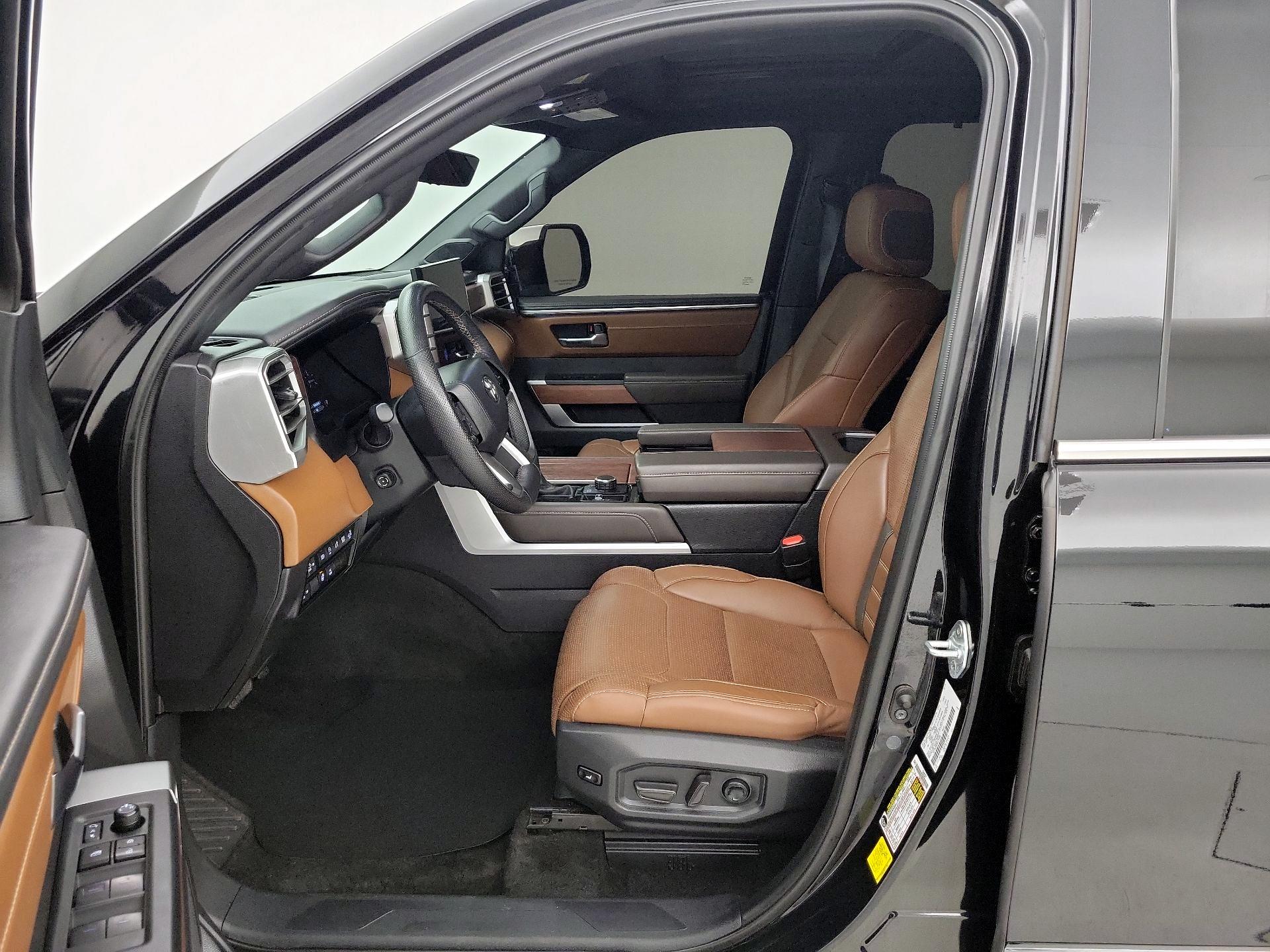 Thumbnail: 2024 Toyota Tundra - 11