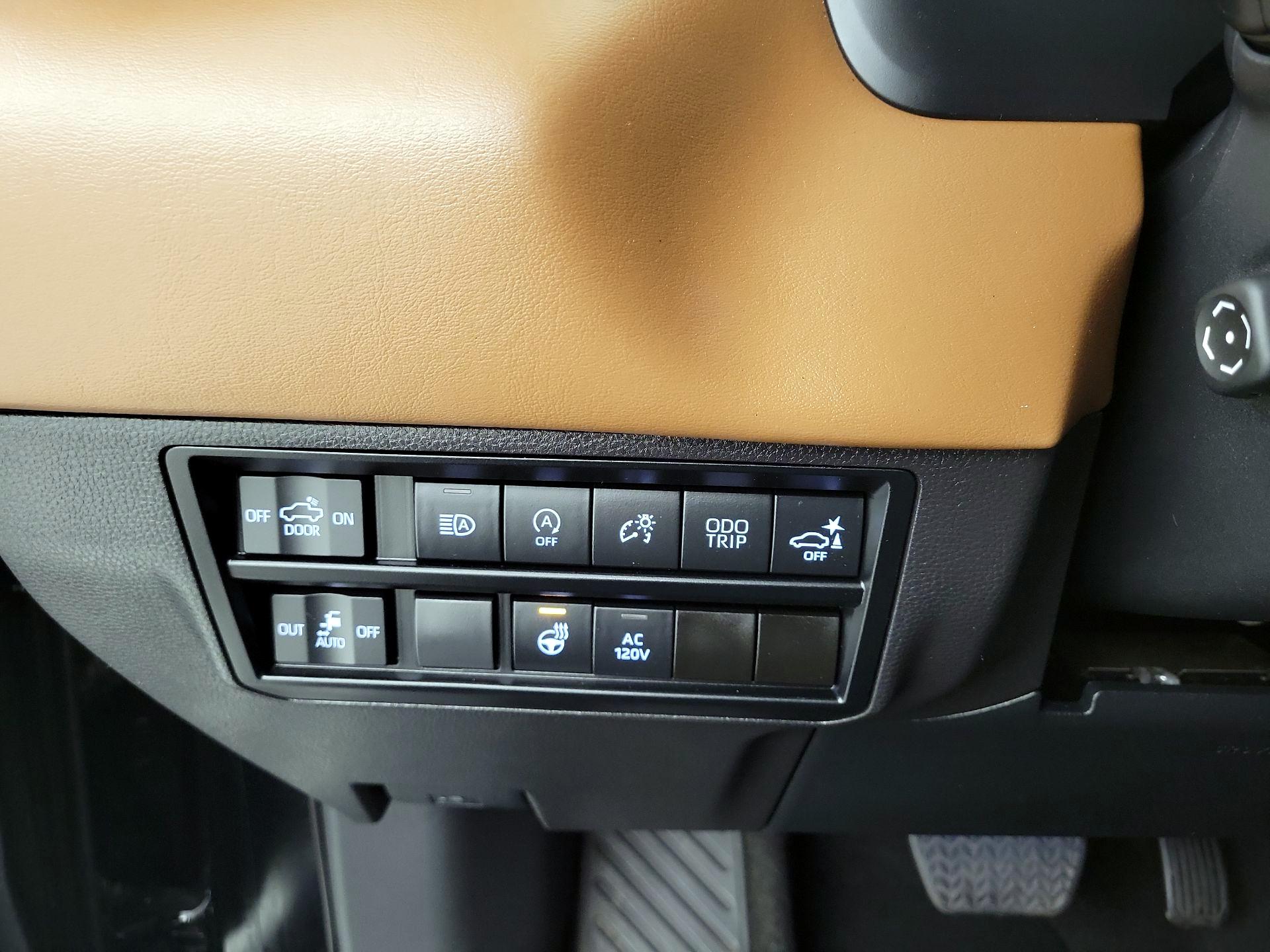 Thumbnail: 2024 Toyota Tundra - 13