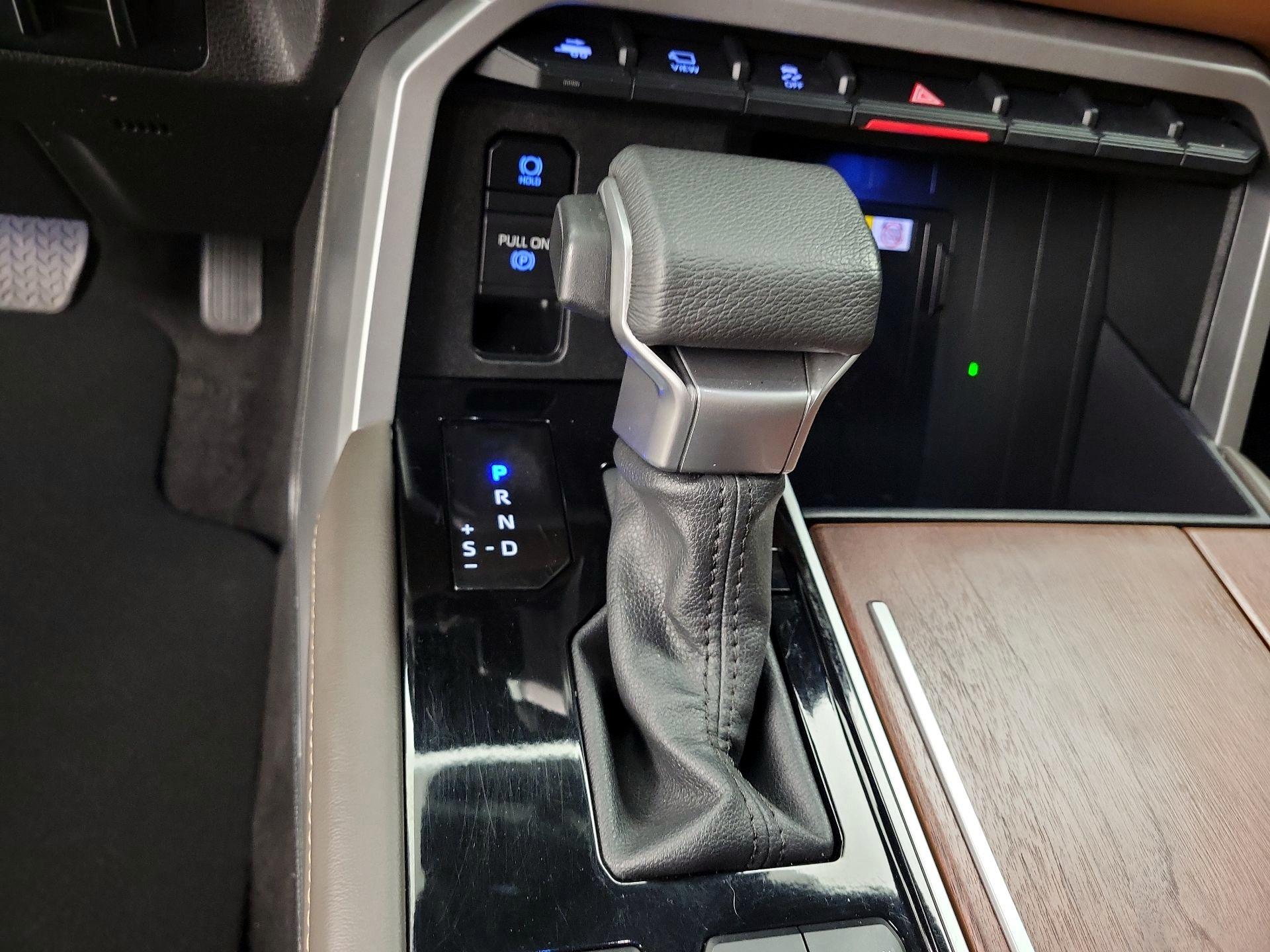 Thumbnail: 2024 Toyota Tundra - 17