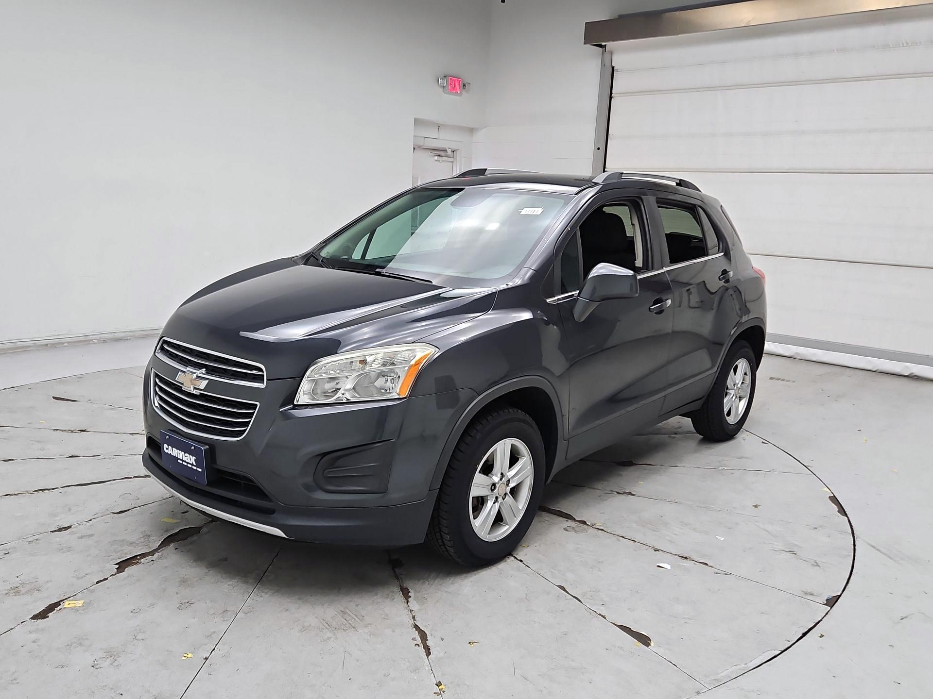 Thumbnail: 2016 Chevrolet Trax - 3