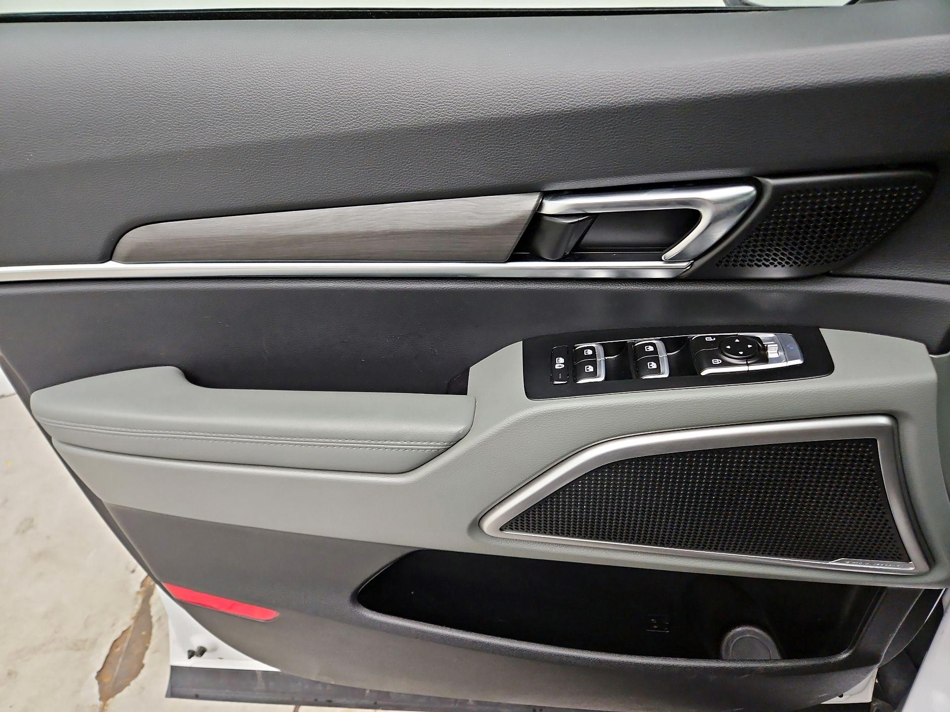 Thumbnail: 2024 Kia Telluride - 10