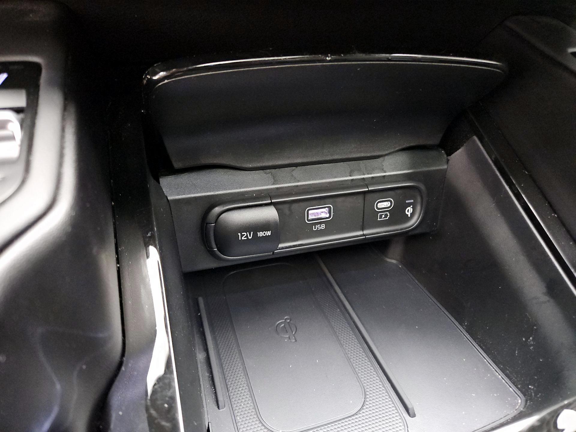 Thumbnail: 2024 Kia Telluride - 17