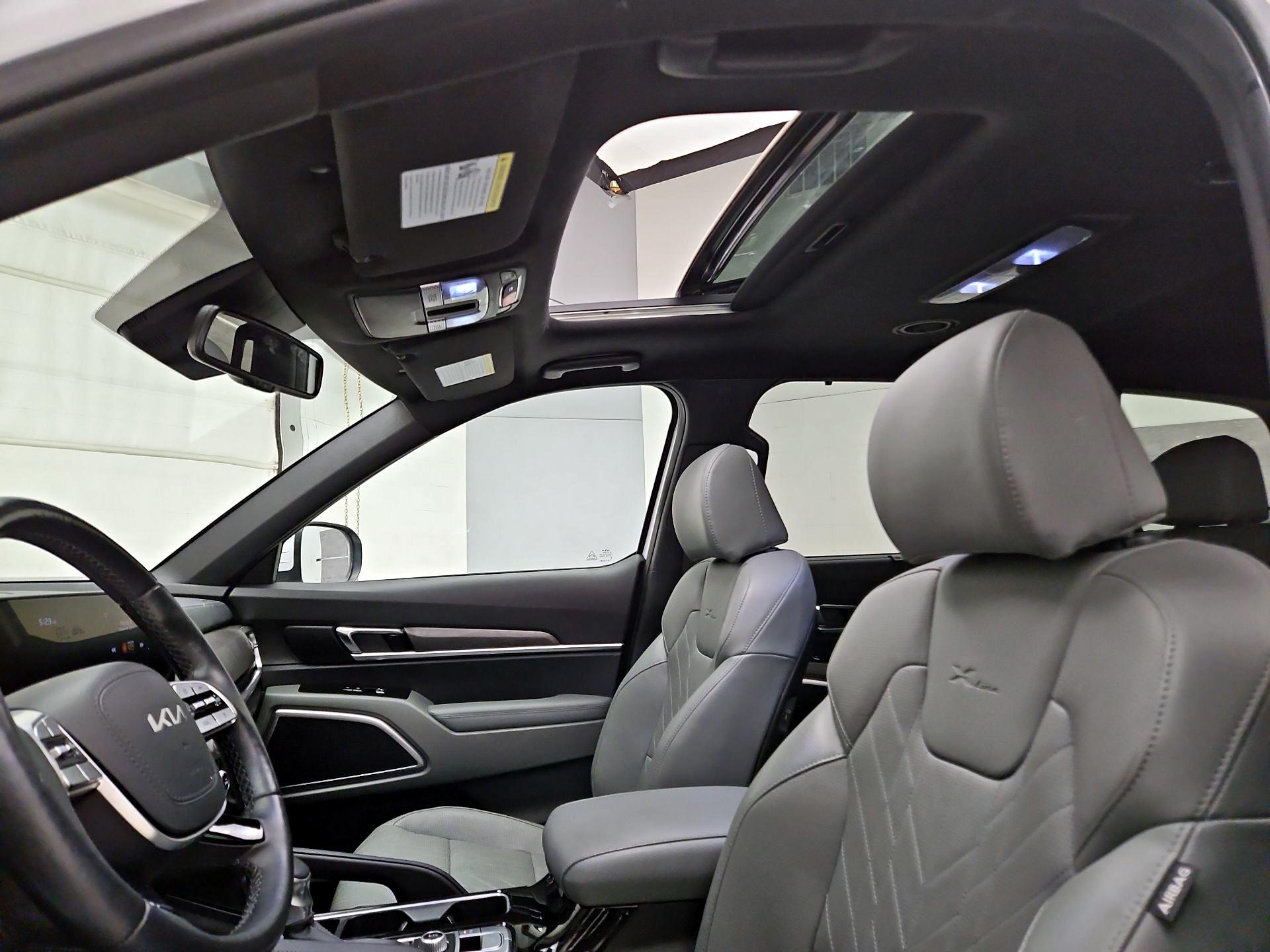 Thumbnail: 2024 Kia Telluride - 18