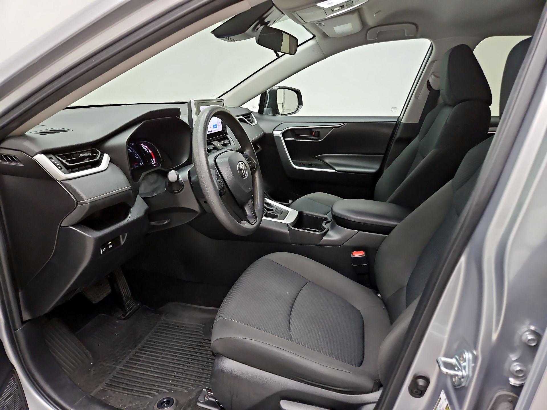 Thumbnail: 2023 Toyota RAV4 - 11