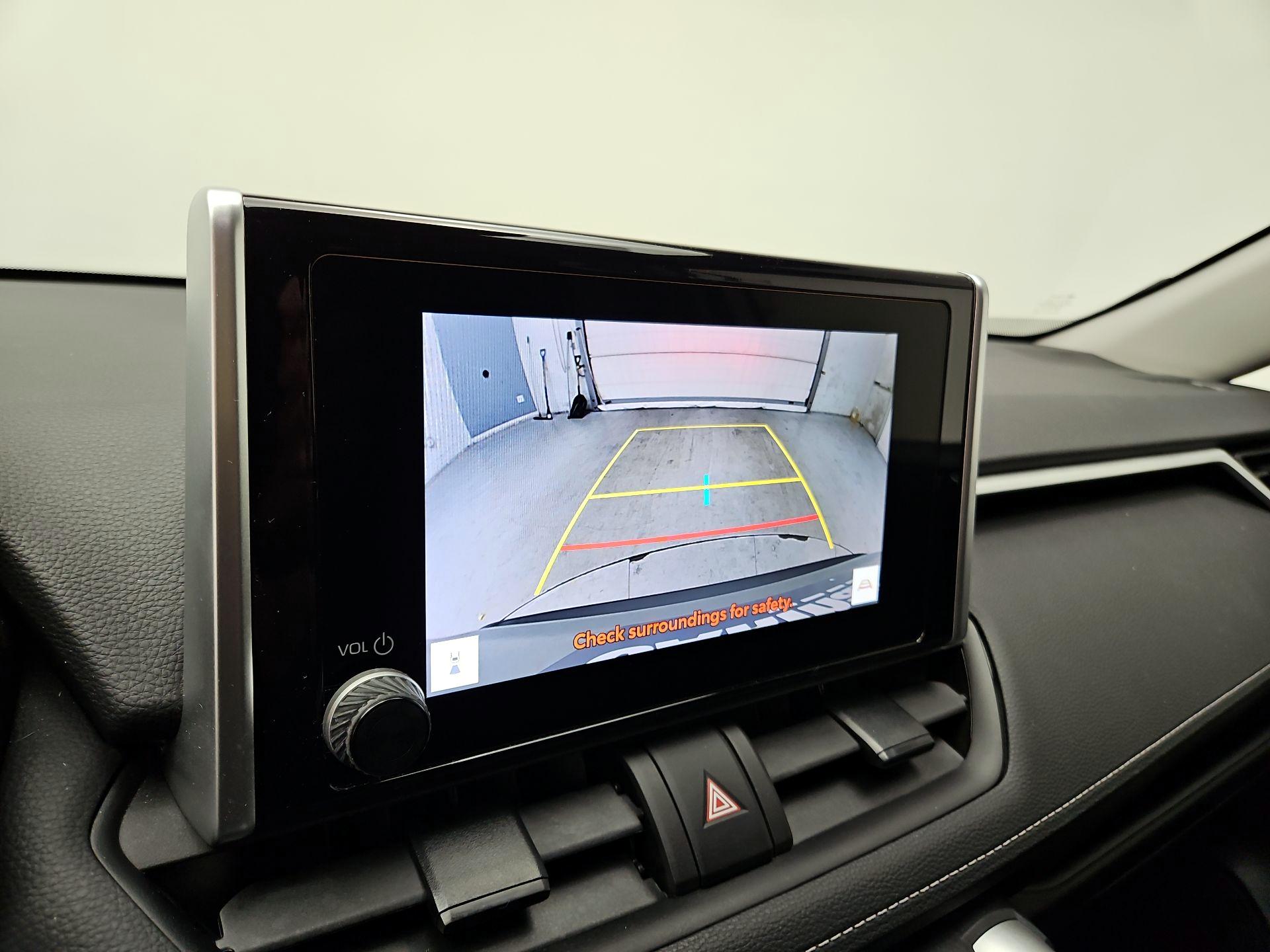 Thumbnail: 2023 Toyota RAV4 - 14