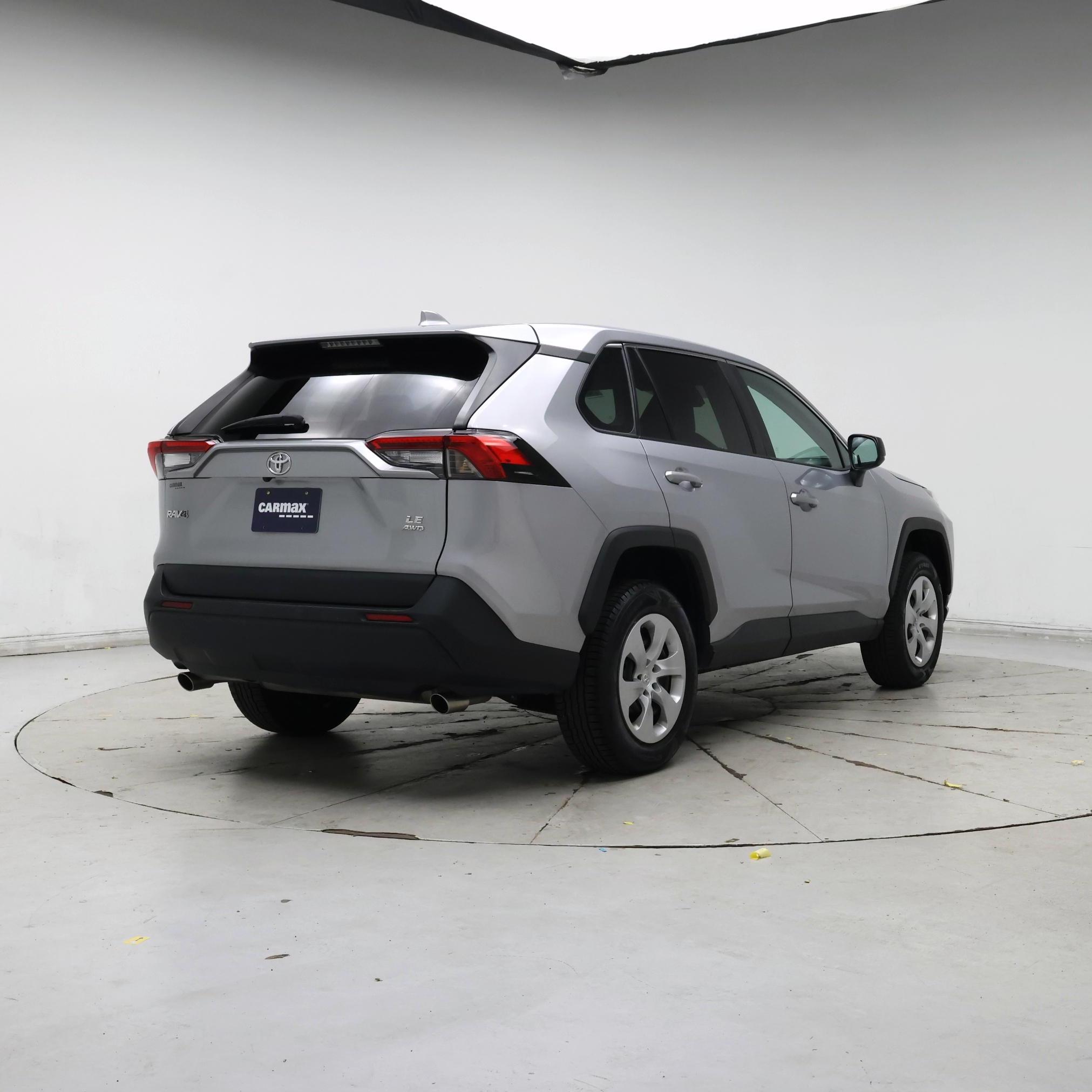 Thumbnail: 2023 Toyota RAV4 - 8