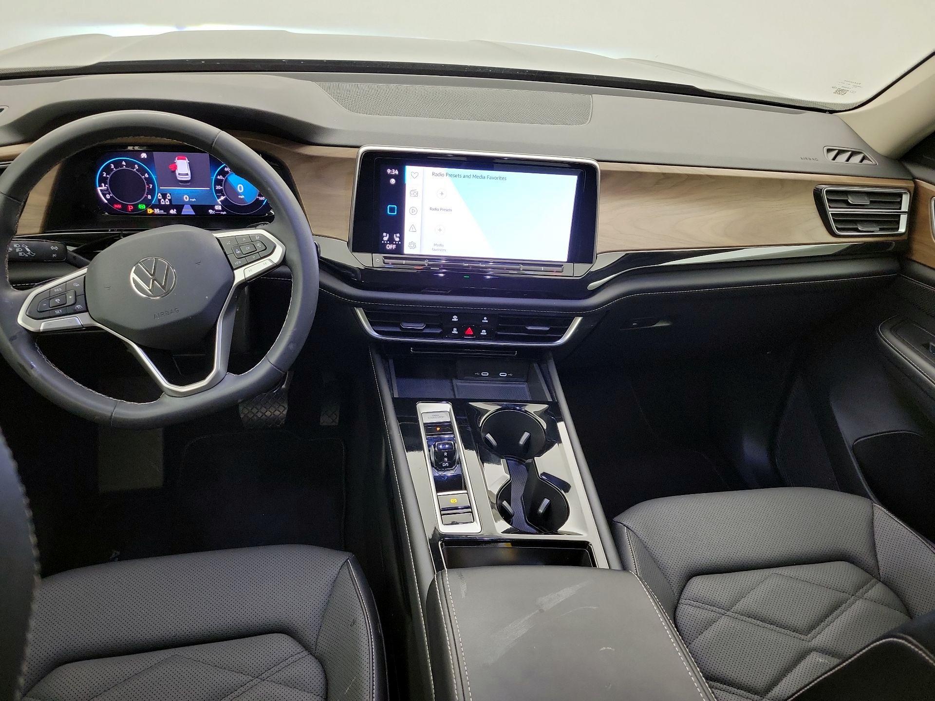 Thumbnail: 2024 Volkswagen Atlas - 9