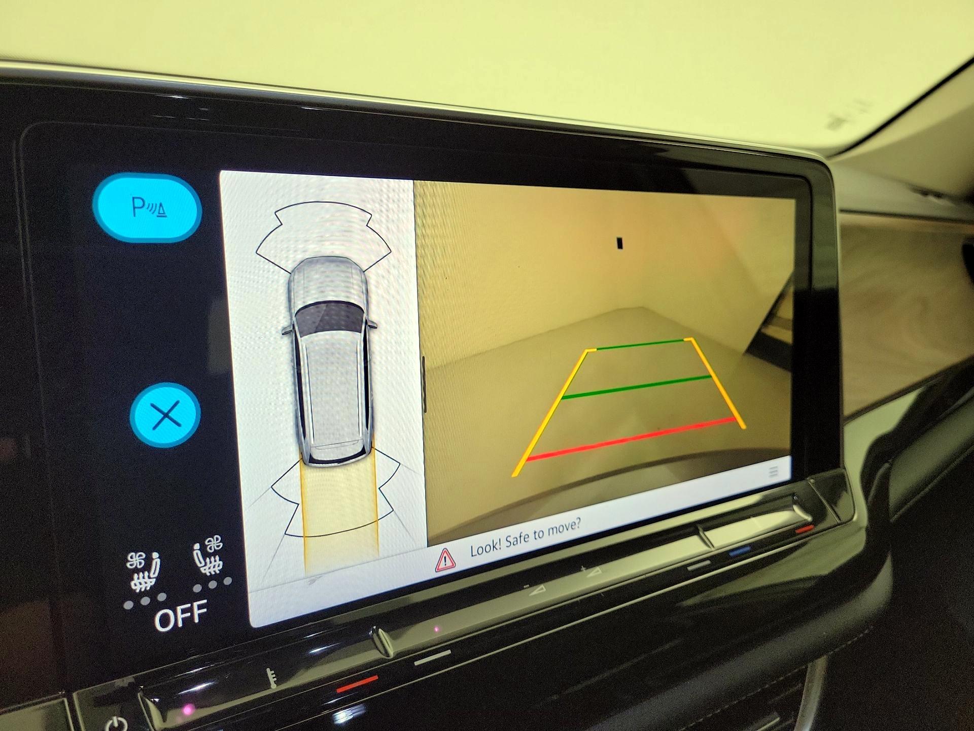 Thumbnail: 2024 Volkswagen Atlas - 14