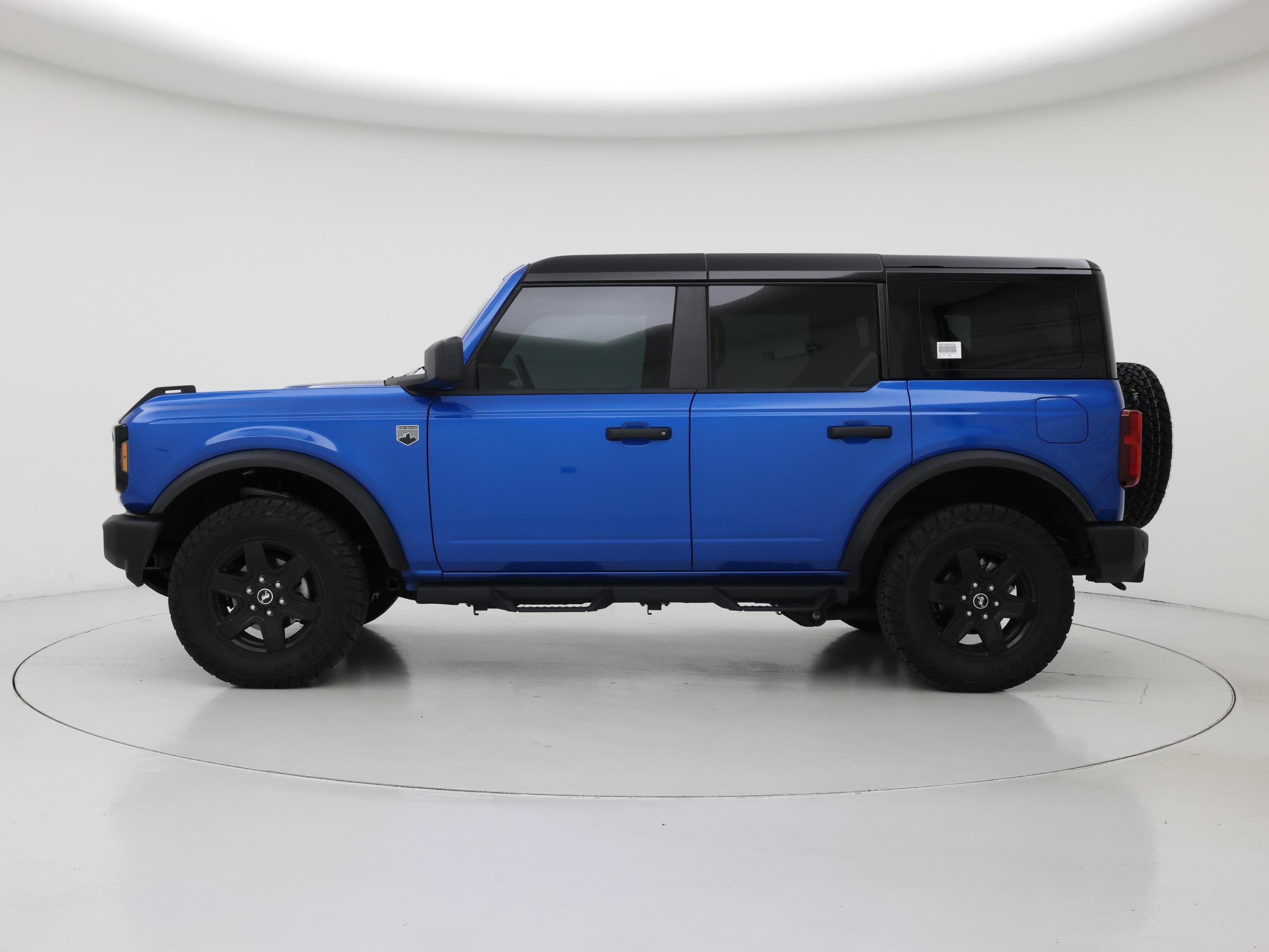 Thumbnail: 2025 Ford Bronco - 3