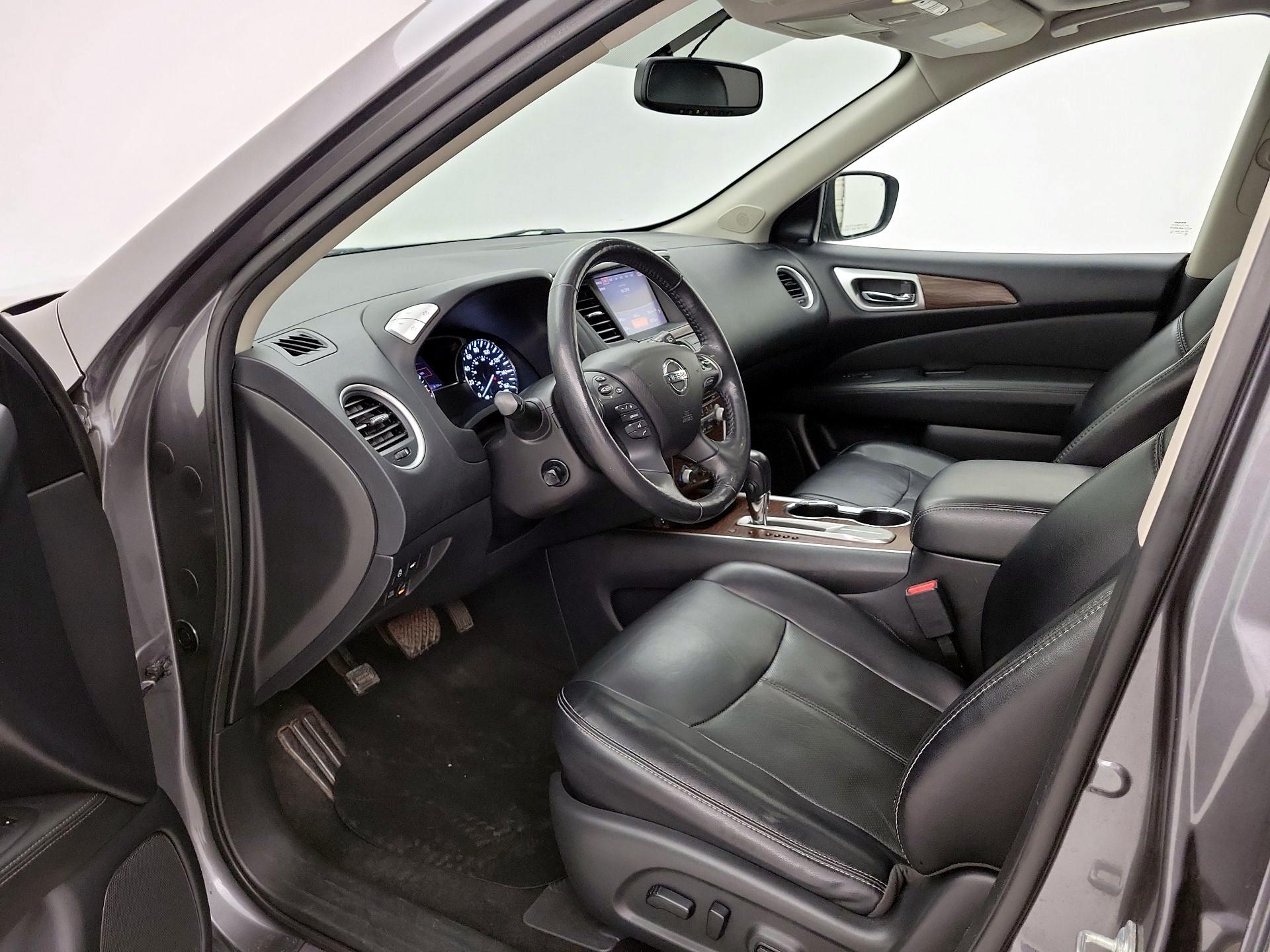 Thumbnail: 2020 Nissan Pathfinder - 11