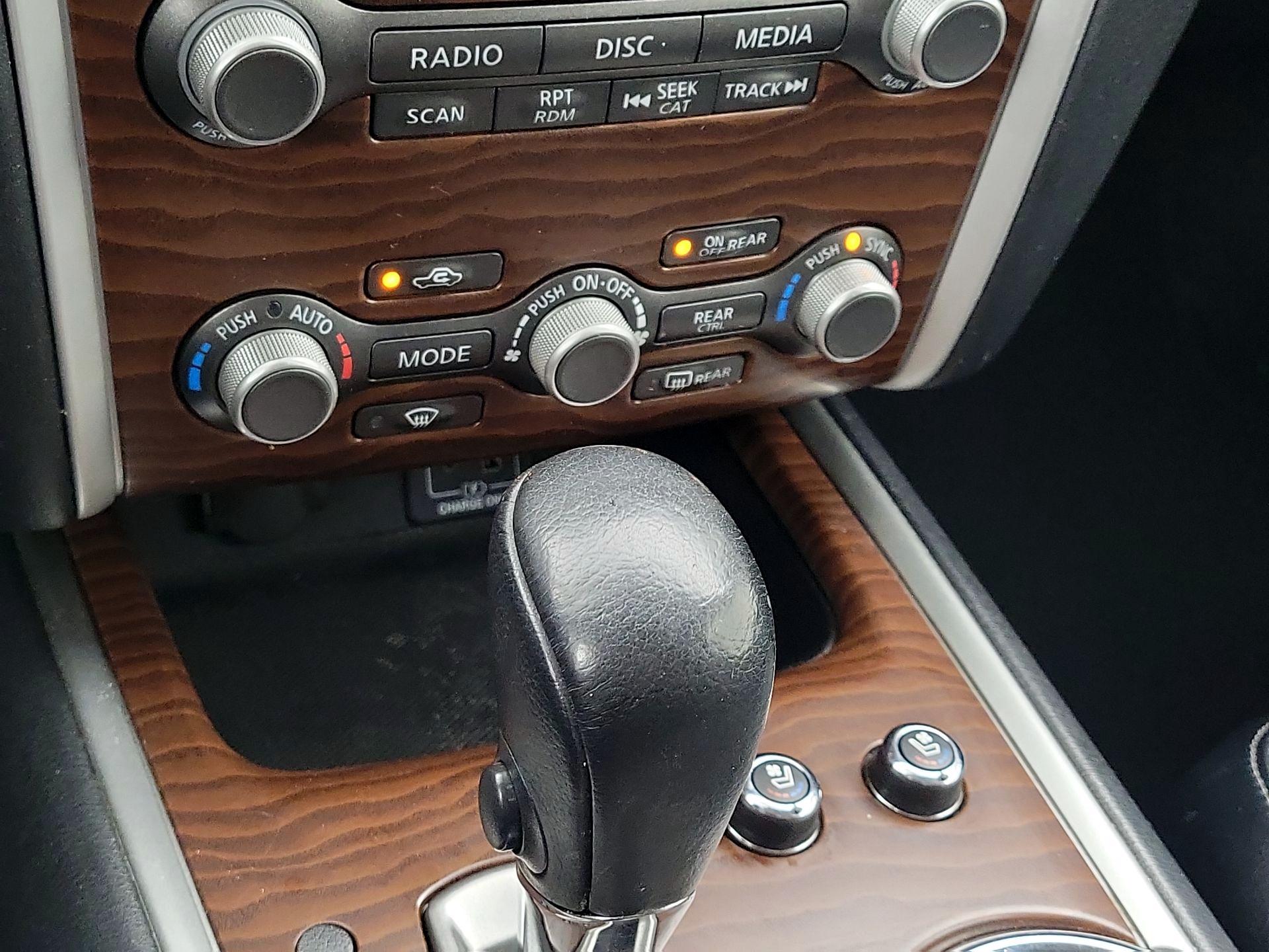 Thumbnail: 2020 Nissan Pathfinder - 17