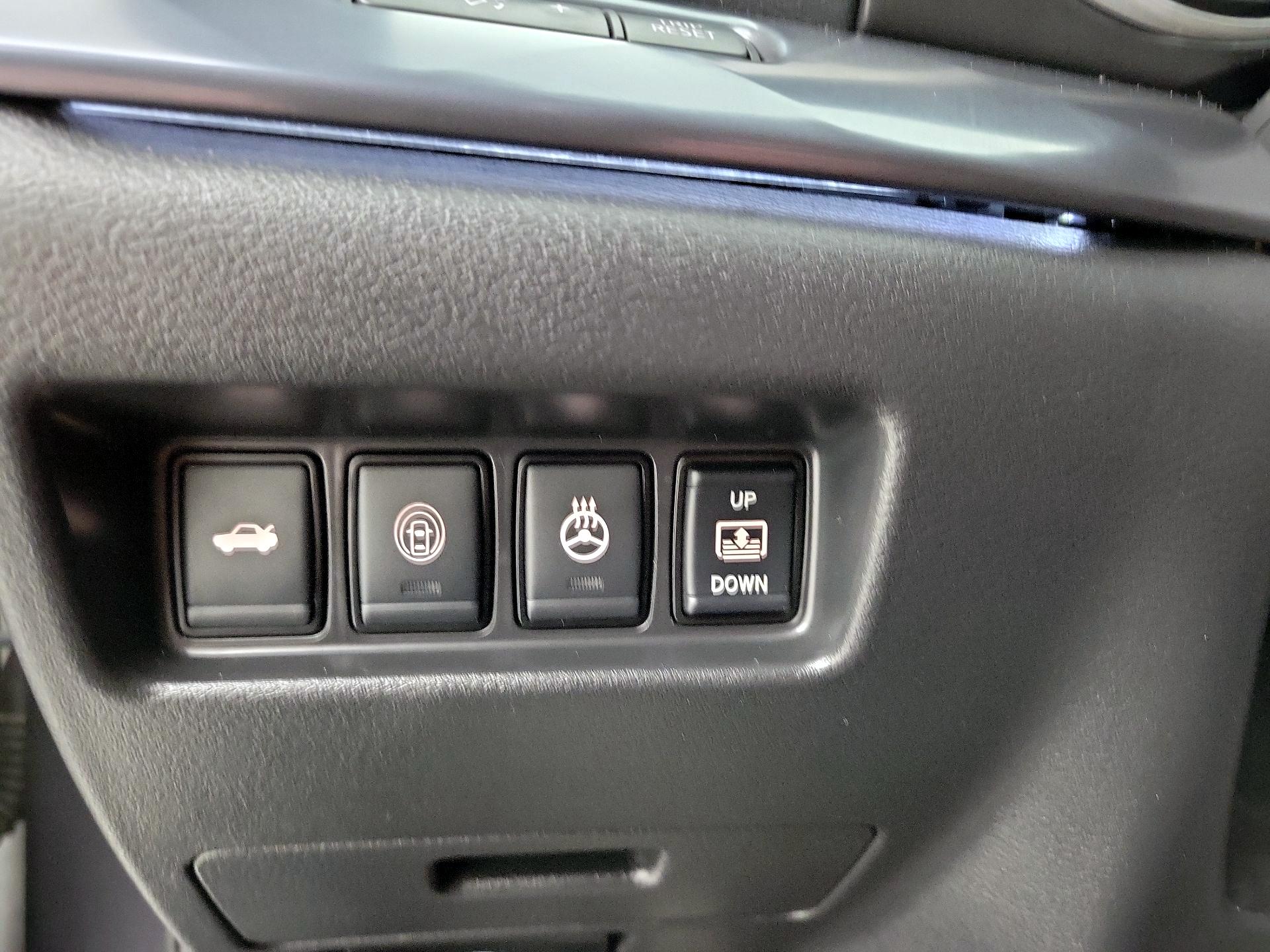 Thumbnail: 2021 Nissan Maxima - 13