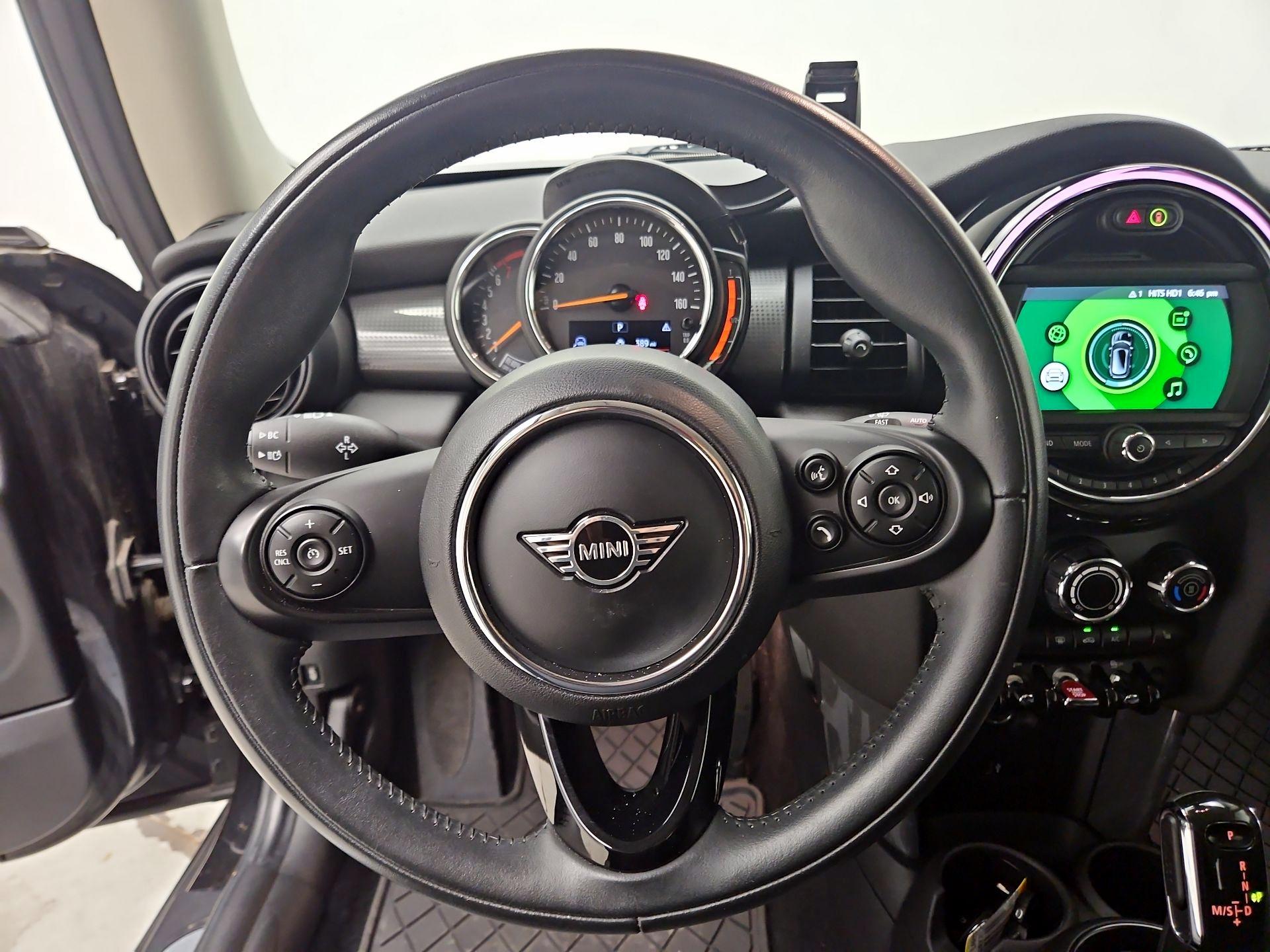 Thumbnail: 2020 MINI Cooper Hardtop - 10