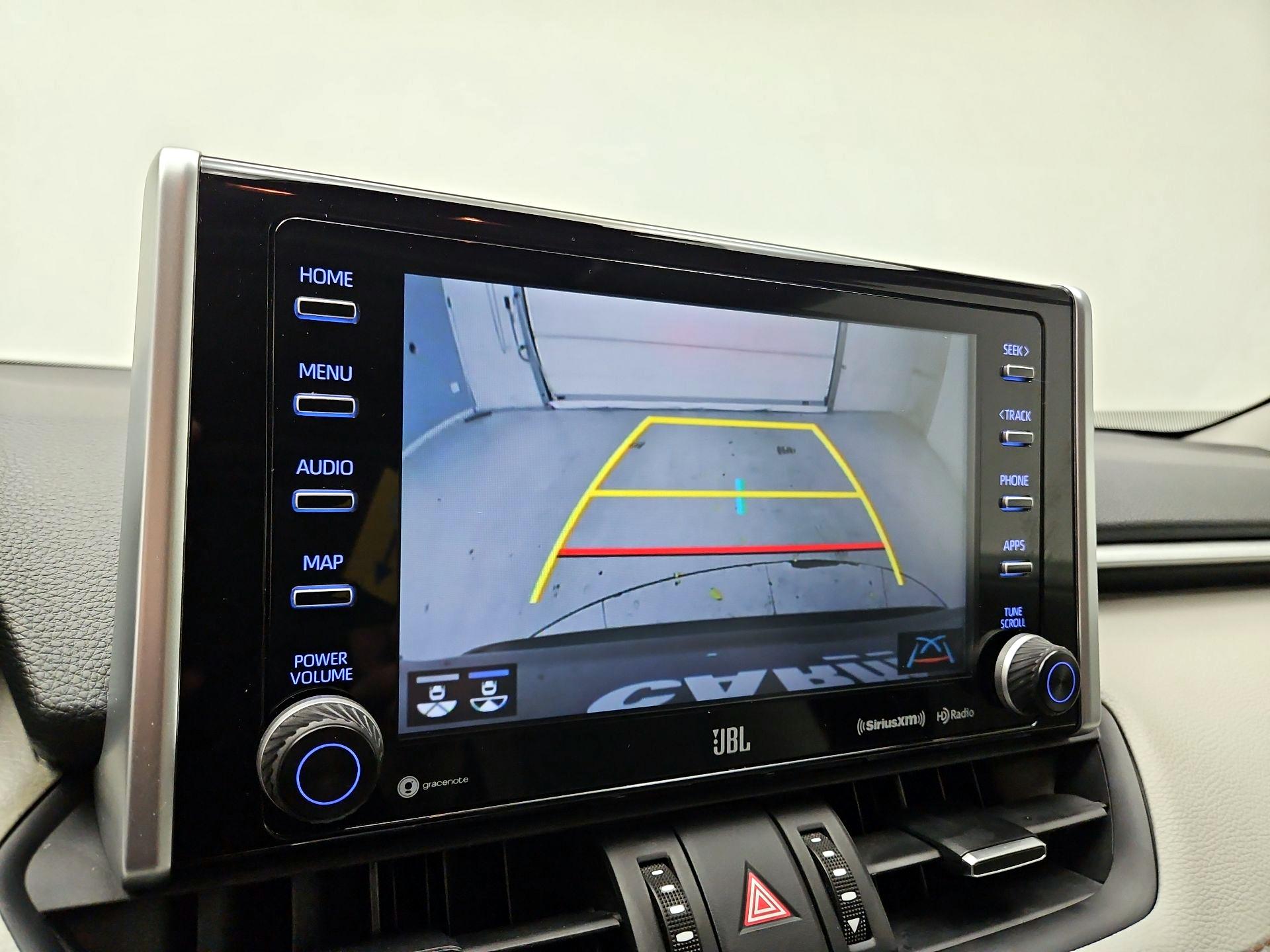 Thumbnail: 2021 Toyota RAV4 - 15