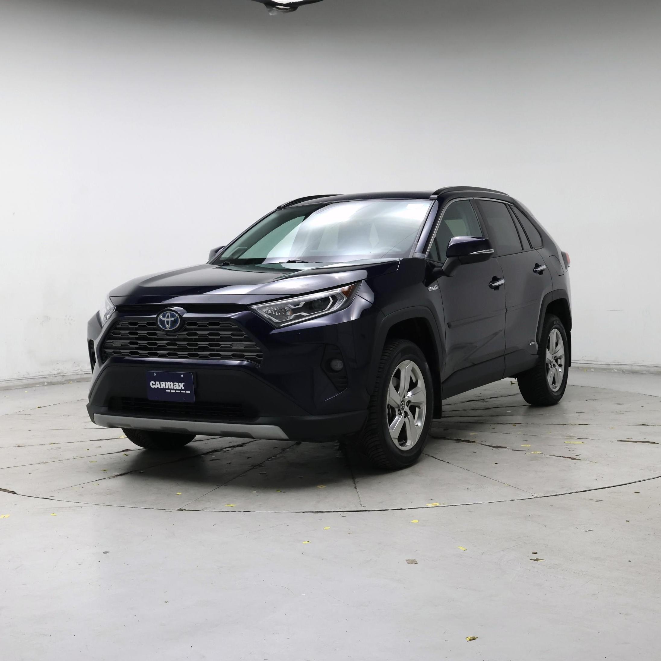 Thumbnail: 2021 Toyota RAV4 - 4