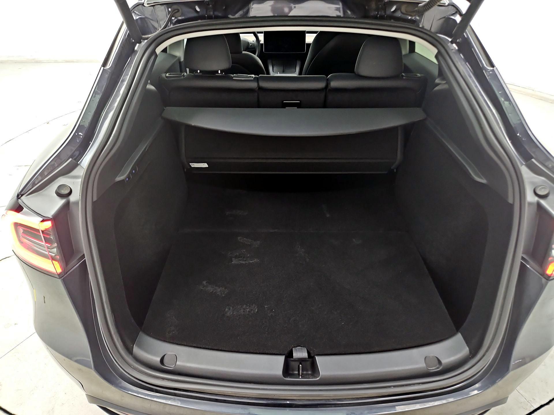 Thumbnail: 2025 Tesla Model Y - 19