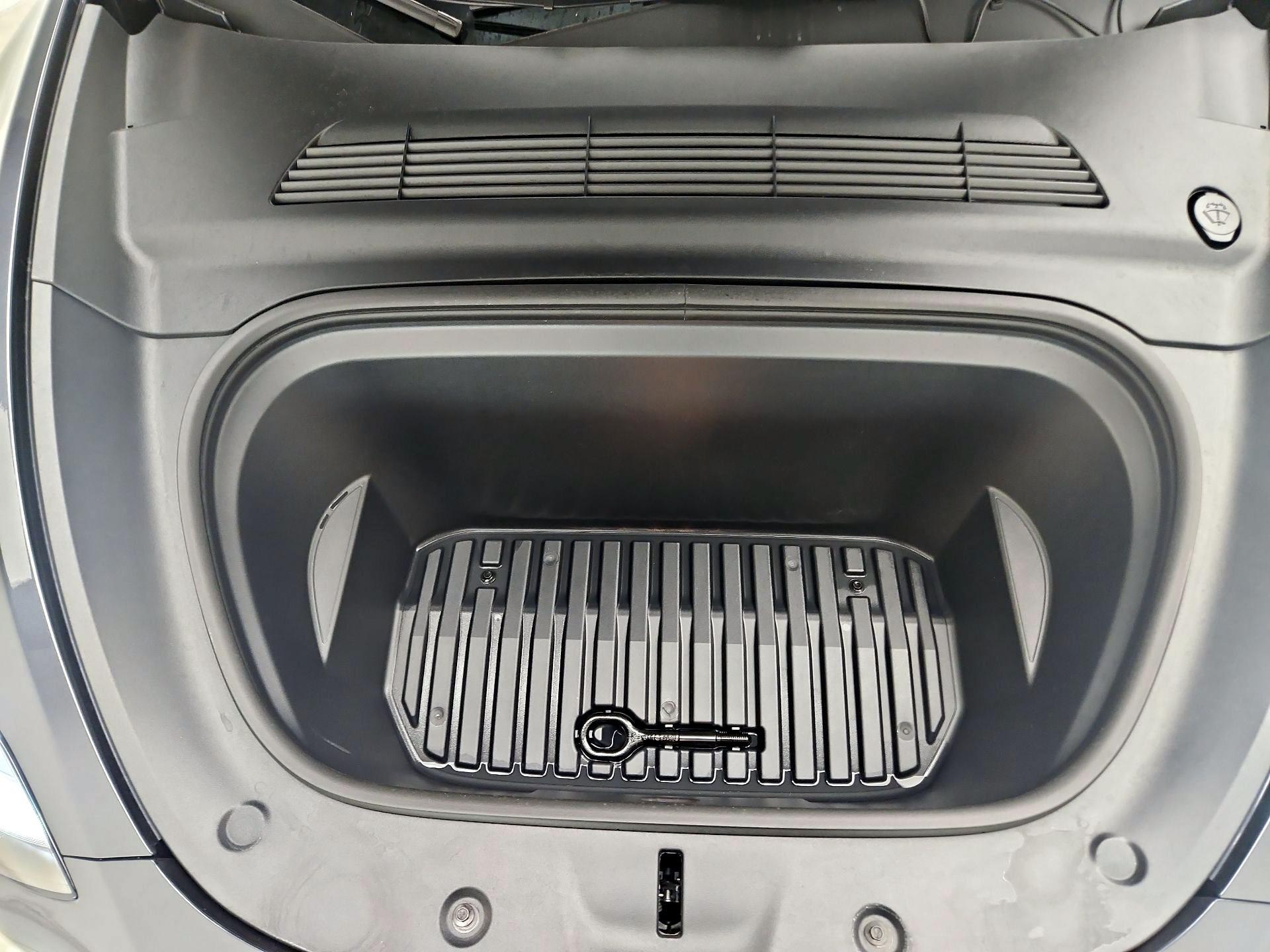 Thumbnail: 2025 Tesla Model Y - 20