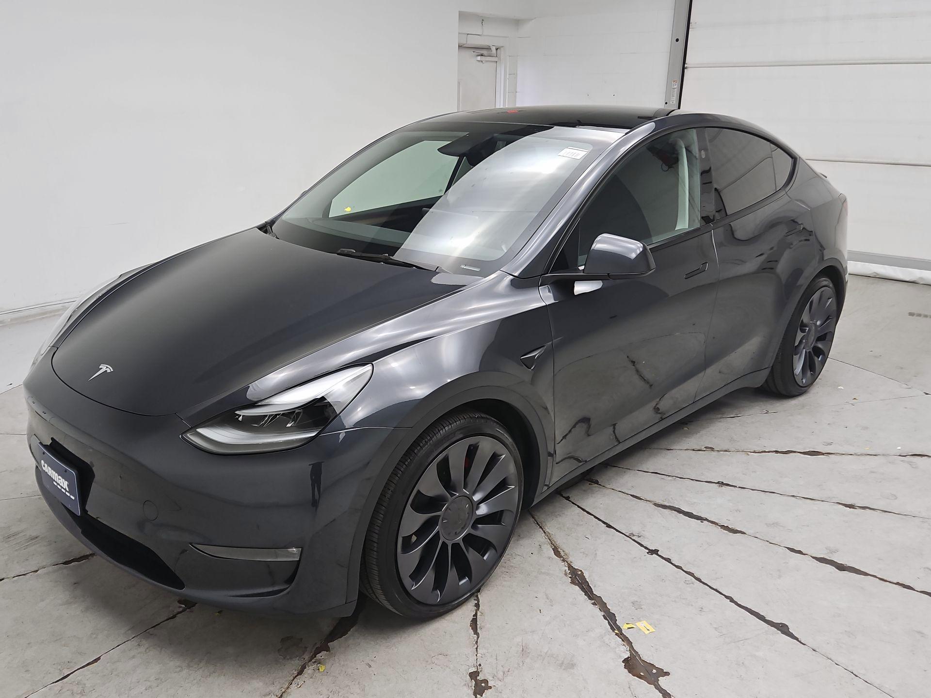 Thumbnail: 2025 Tesla Model Y - 3