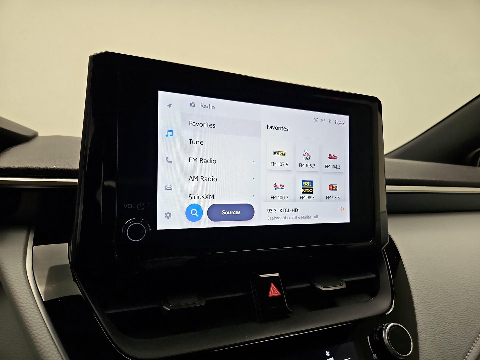 Thumbnail: 2023 Toyota Corolla - 13