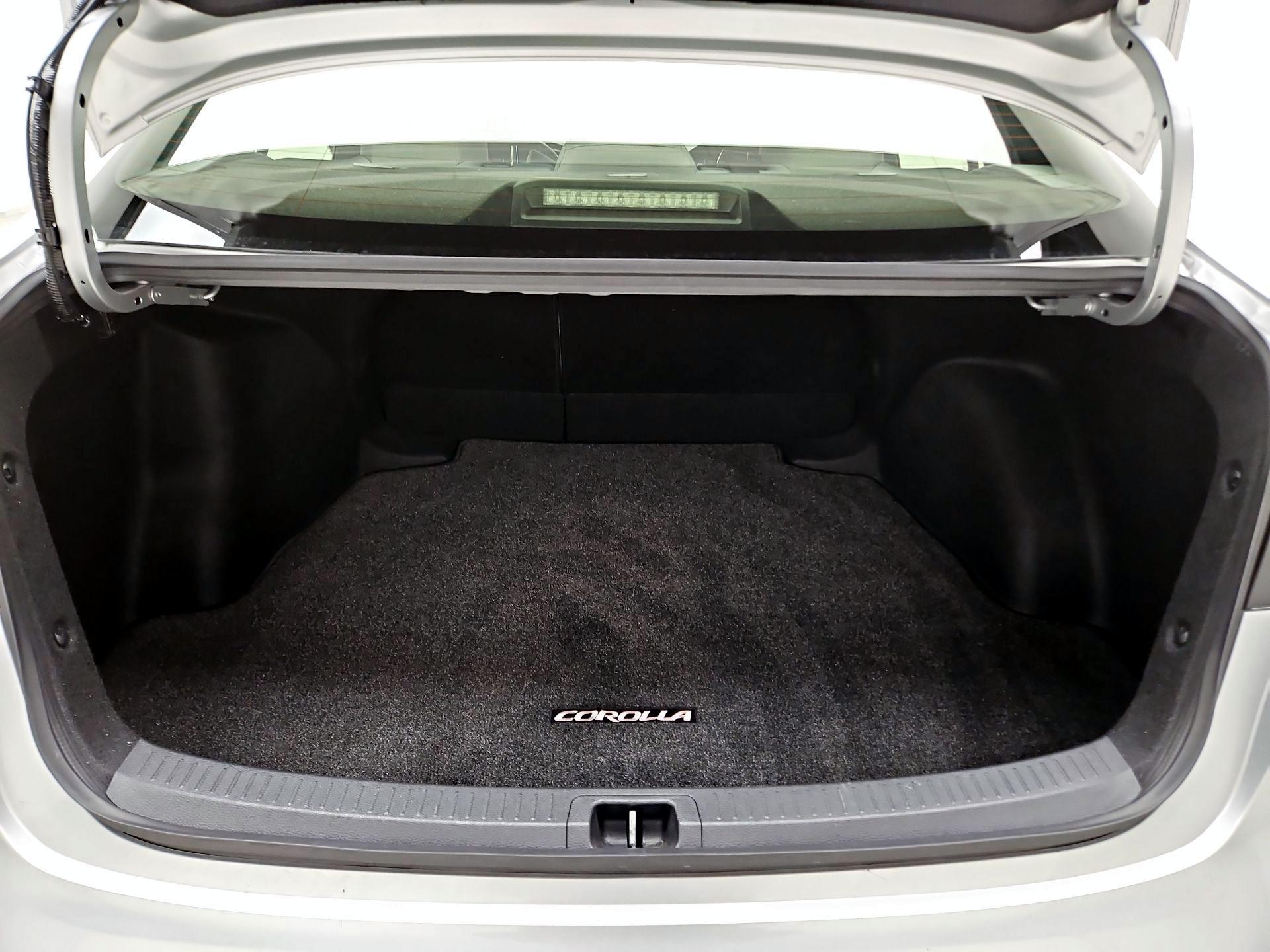 Thumbnail: 2023 Toyota Corolla - 18