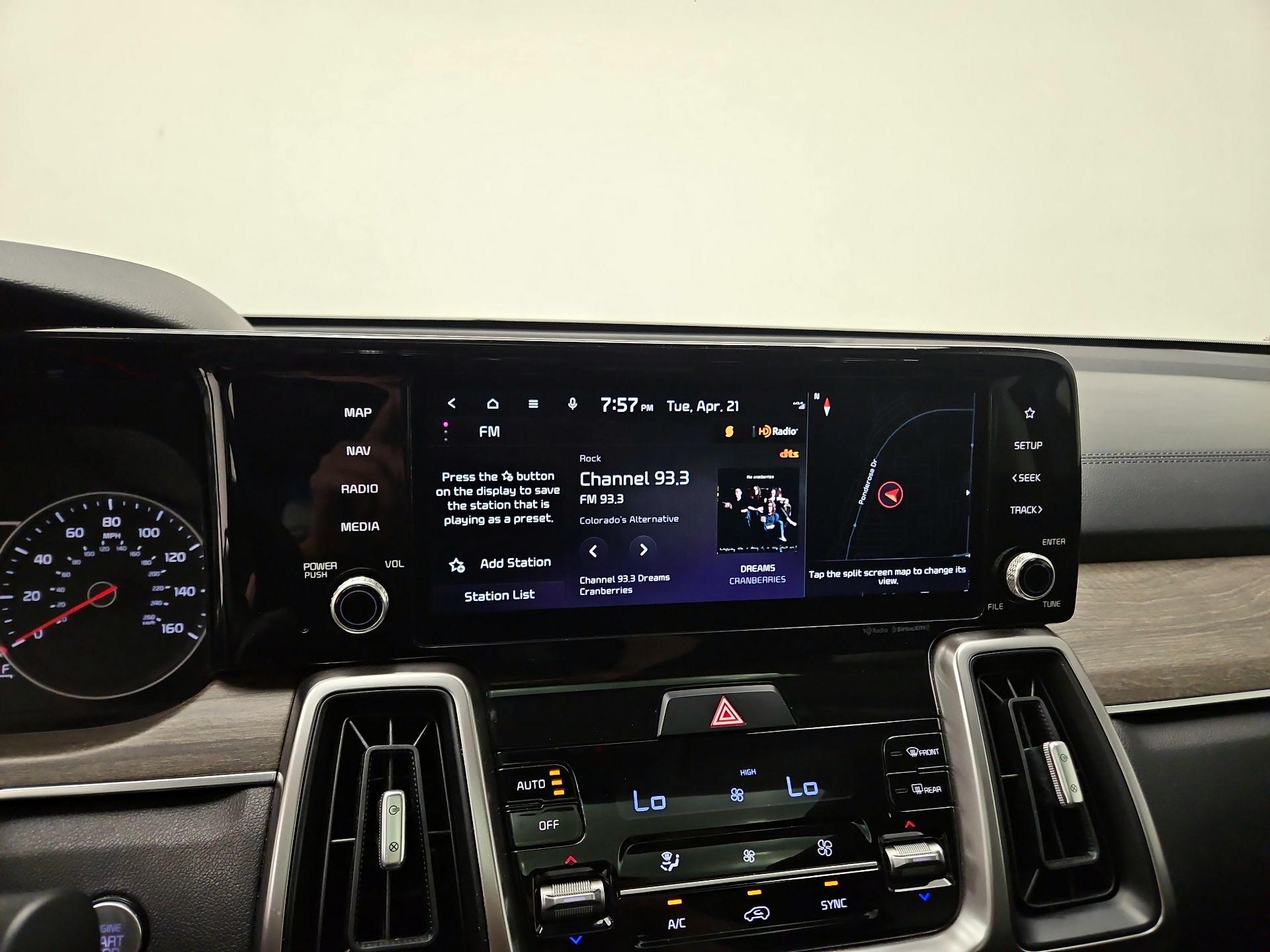 Thumbnail: 2023 Kia Sorento - 16