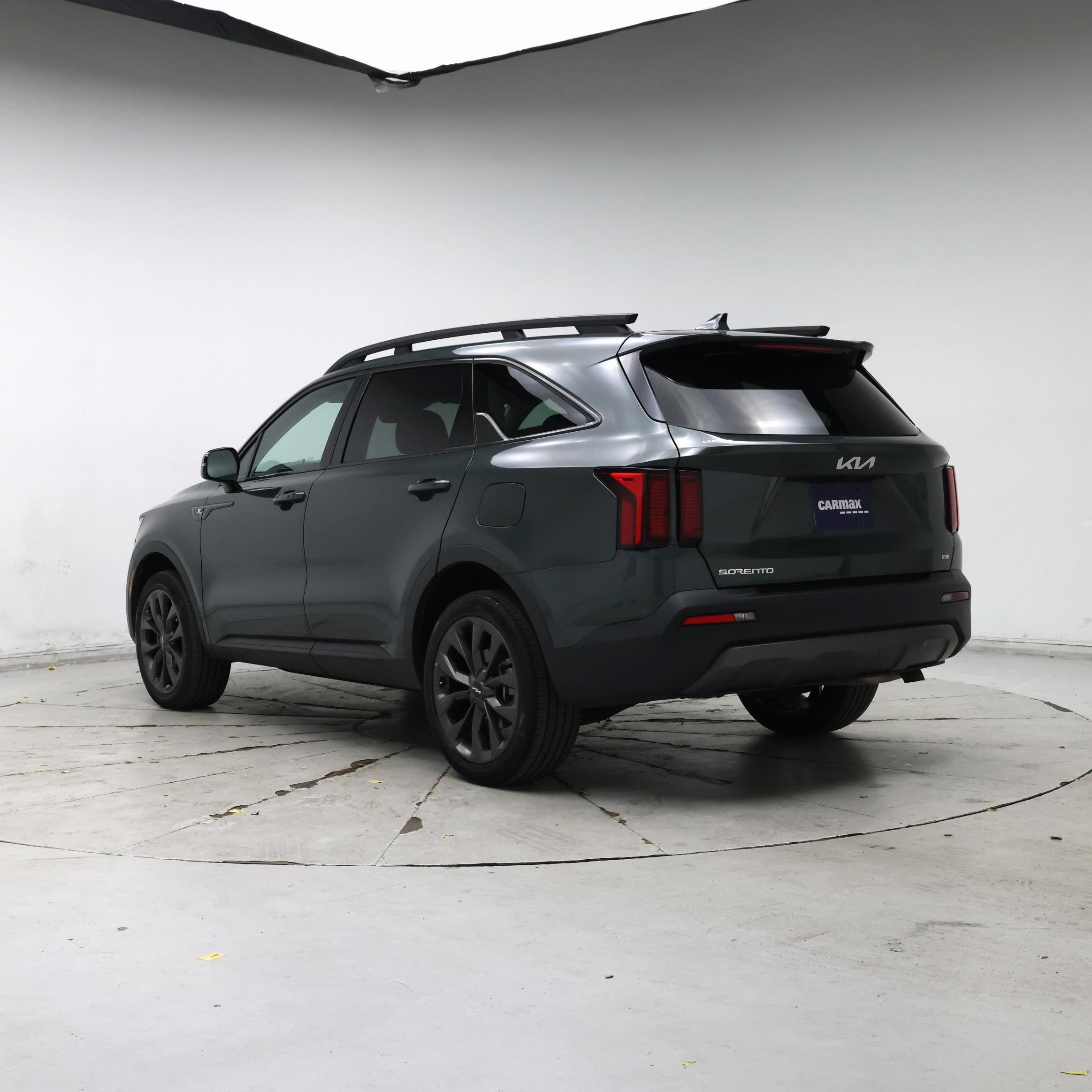 Thumbnail: 2023 Kia Sorento - 2