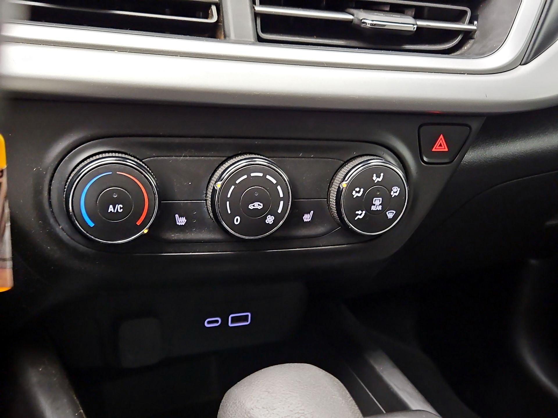 Thumbnail: 2024 Chevrolet Trax - 17