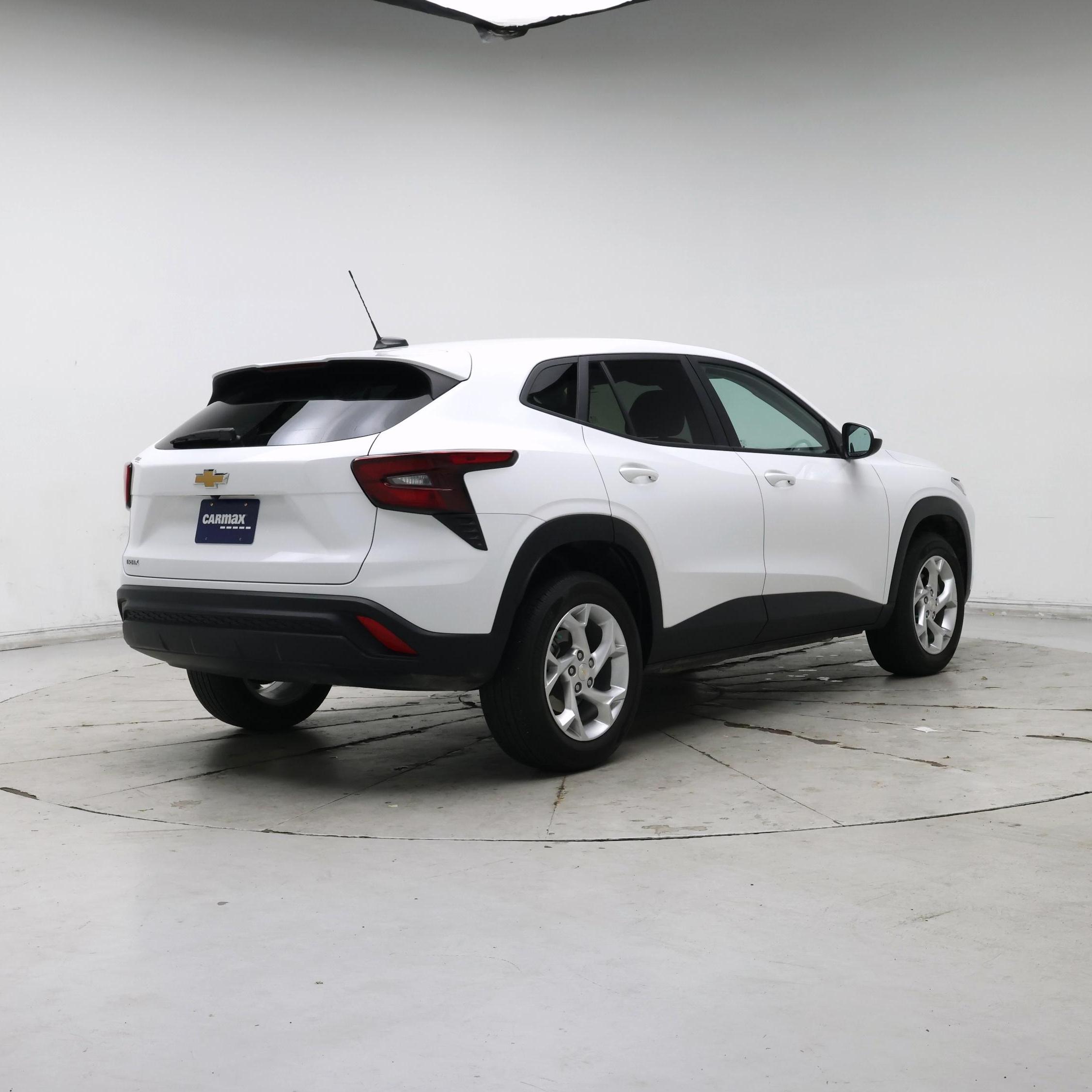 Thumbnail: 2024 Chevrolet Trax - 8