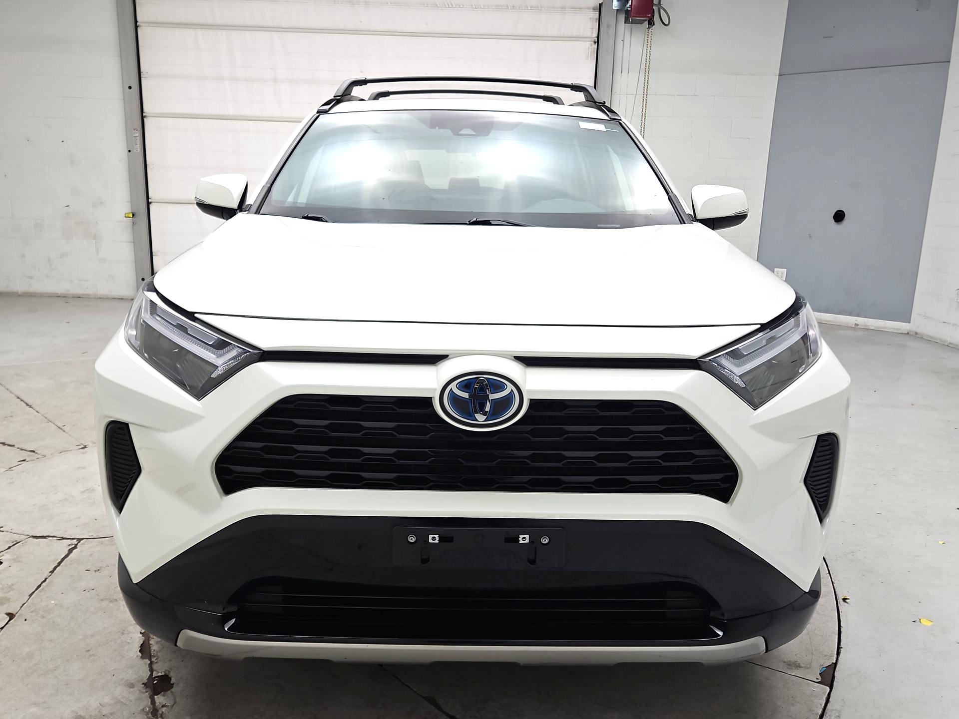 Thumbnail: 2022 Toyota RAV4 - 2