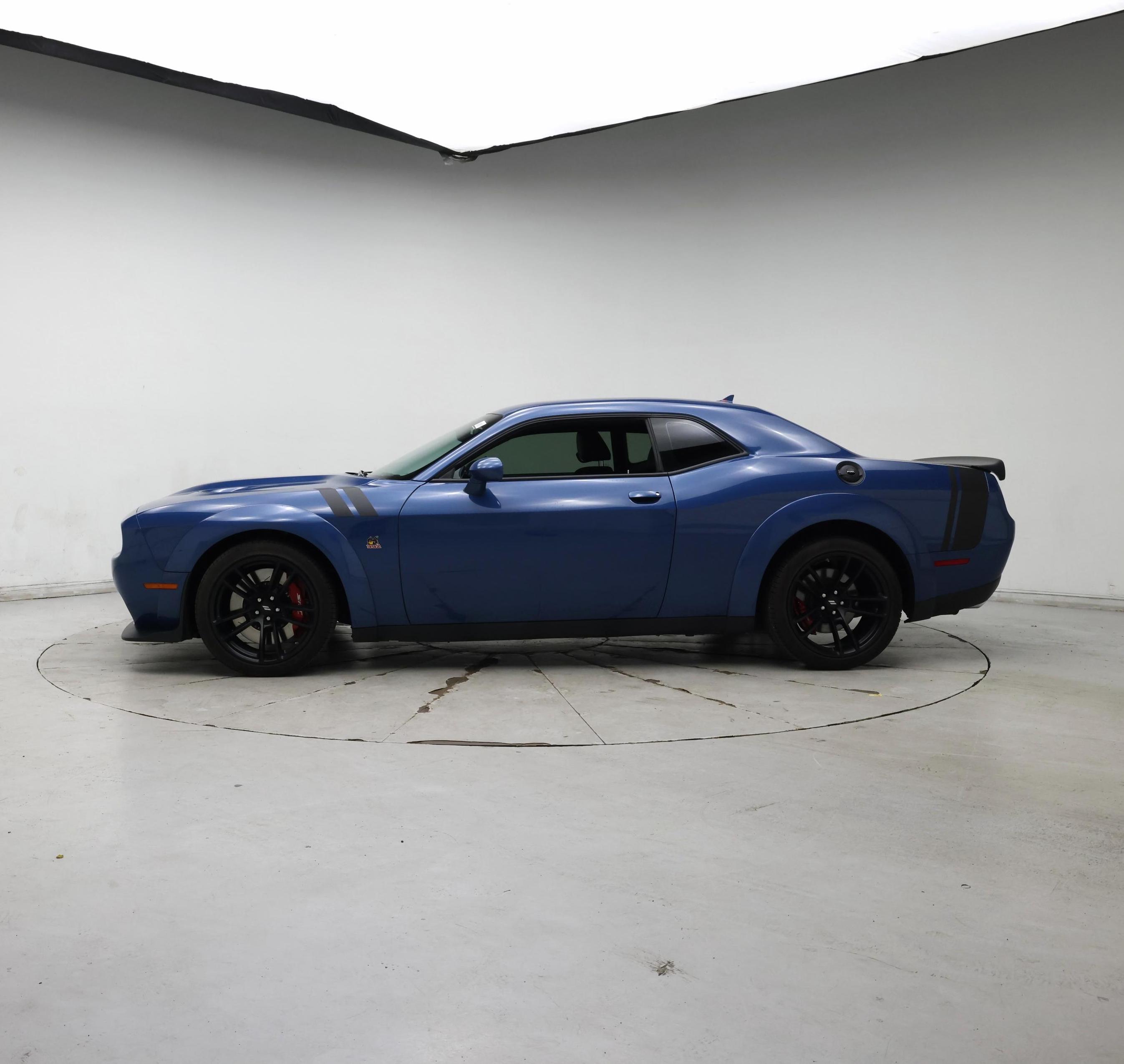 Thumbnail: 2021 Dodge Challenger - 3