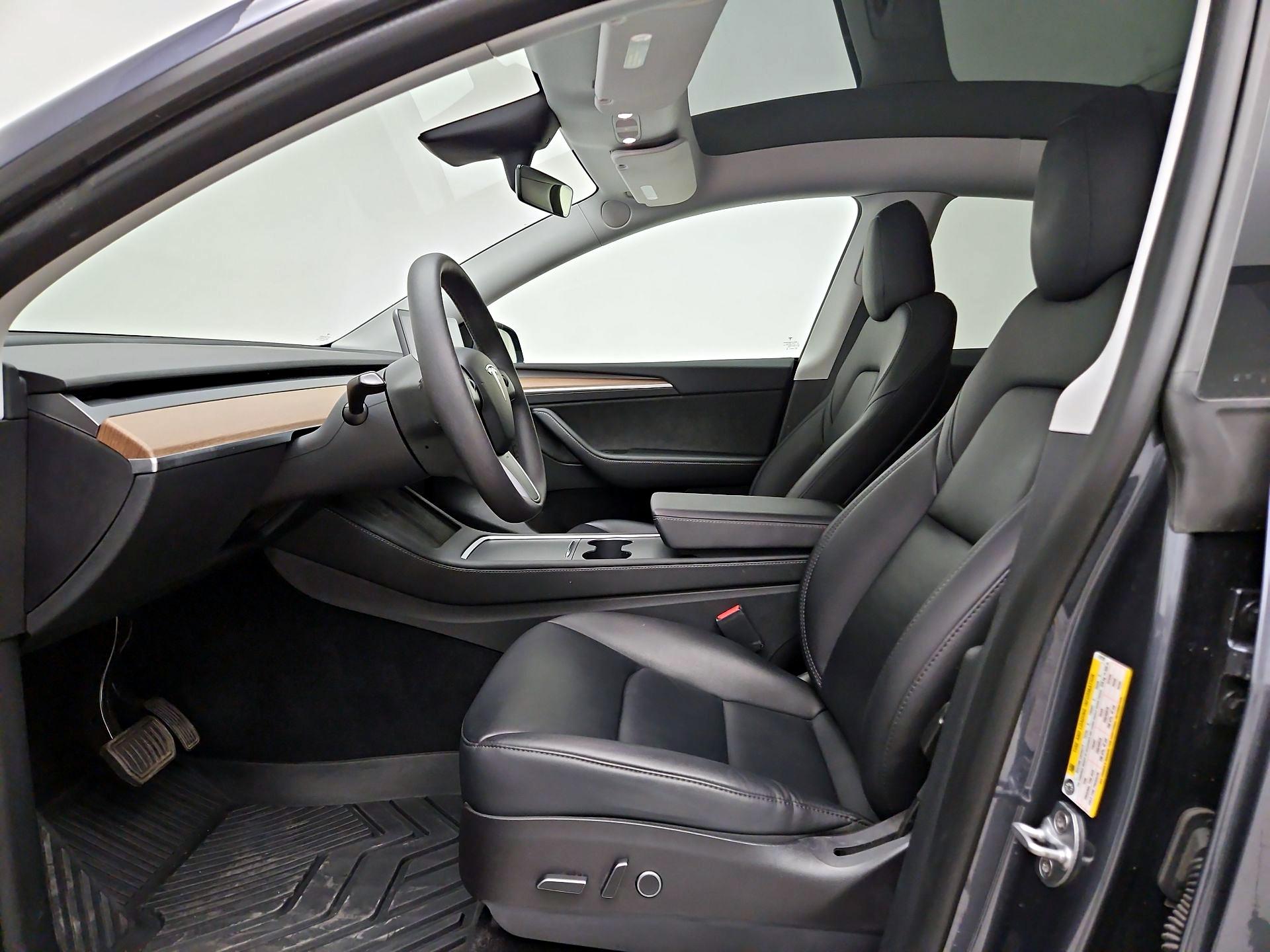 Thumbnail: 2023 Tesla Model Y - 11