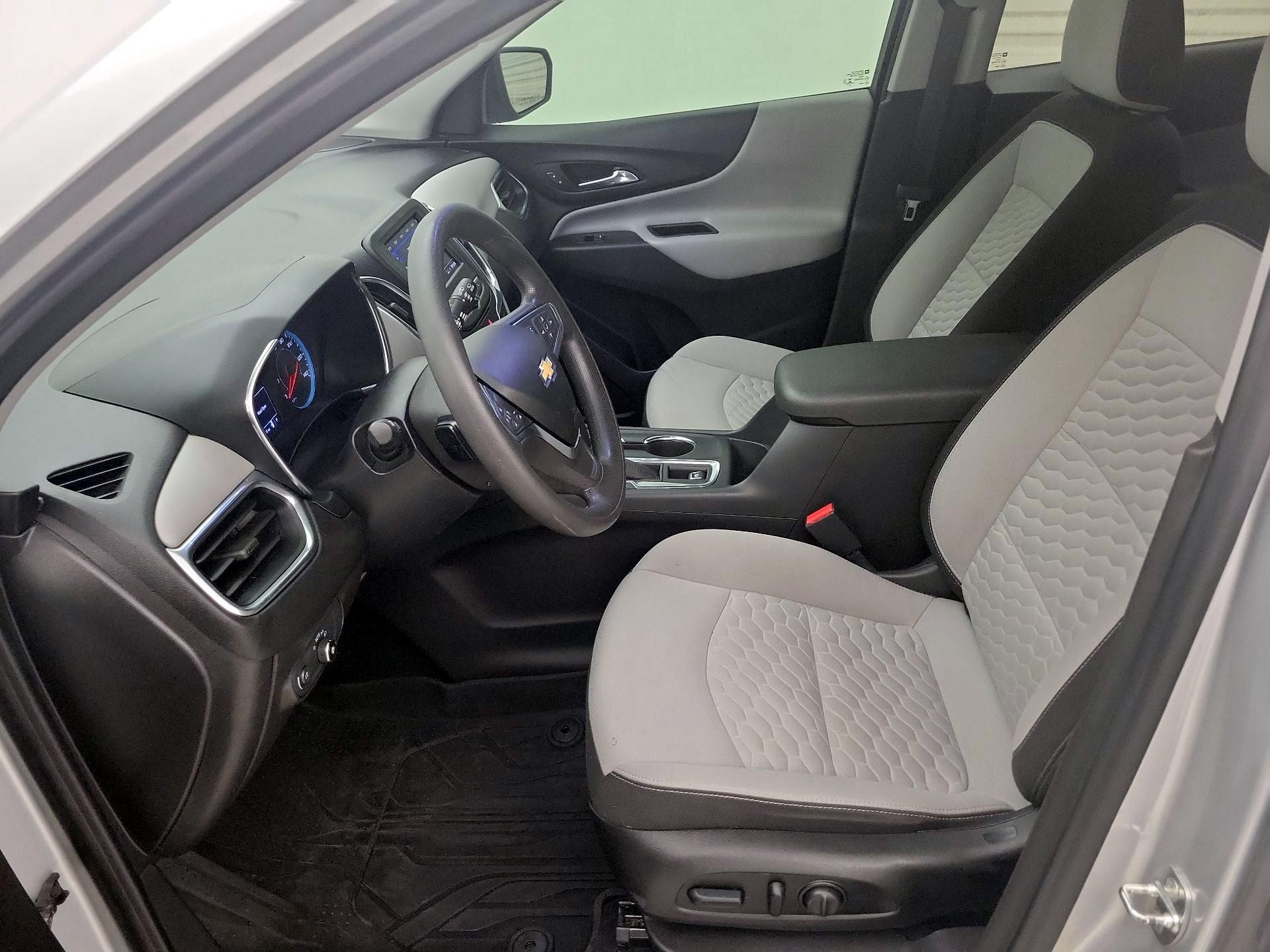 Thumbnail: 2021 Chevrolet Equinox - 11