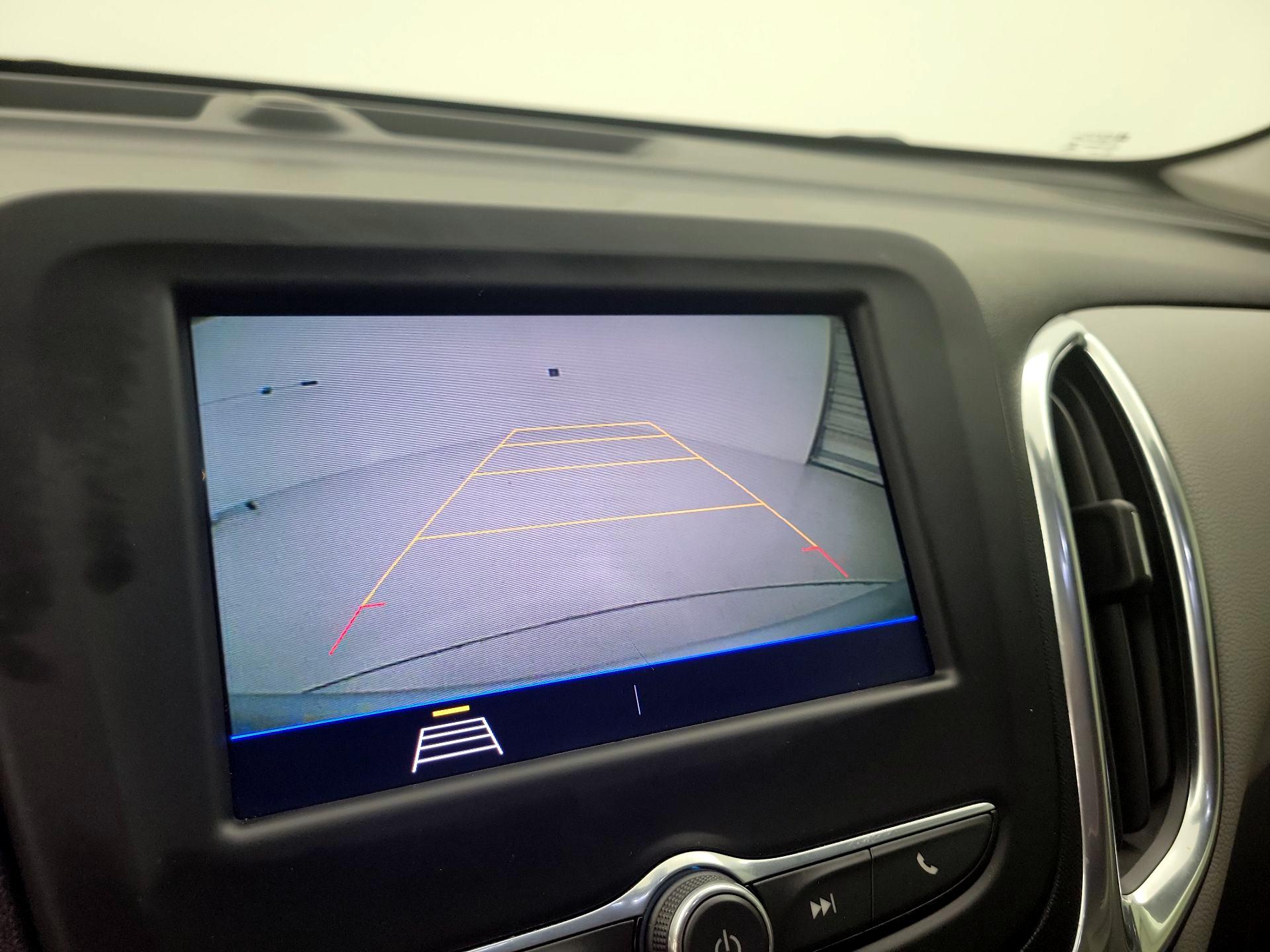 Thumbnail: 2021 Chevrolet Equinox - 14