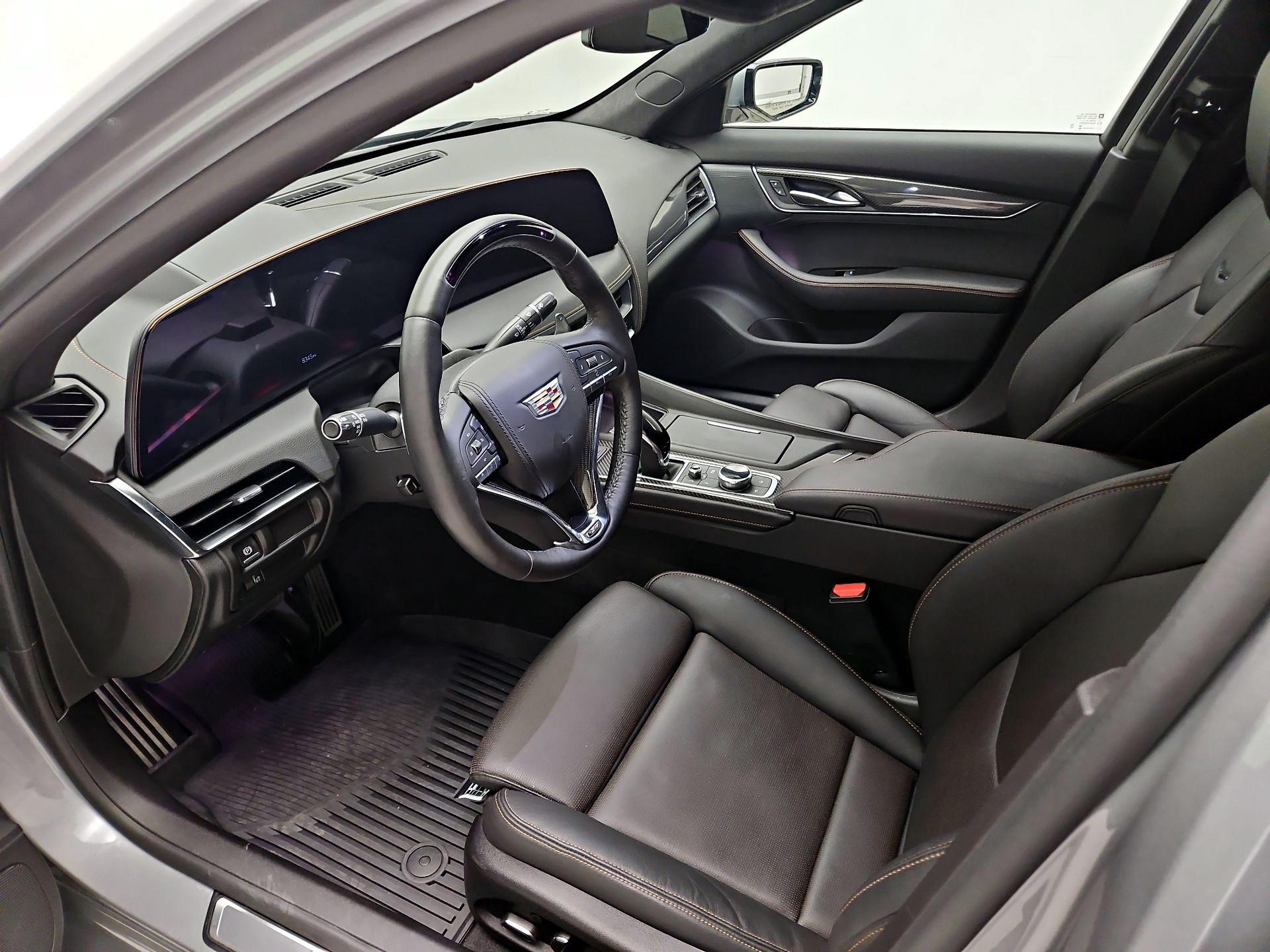 Thumbnail: 2025 Cadillac CT5 - 9