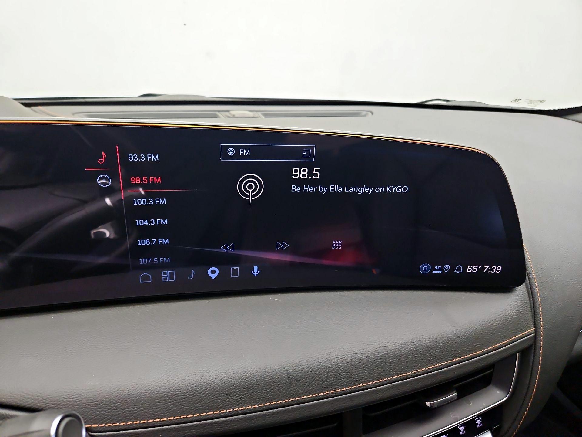 Thumbnail: 2025 Cadillac CT5 - 13