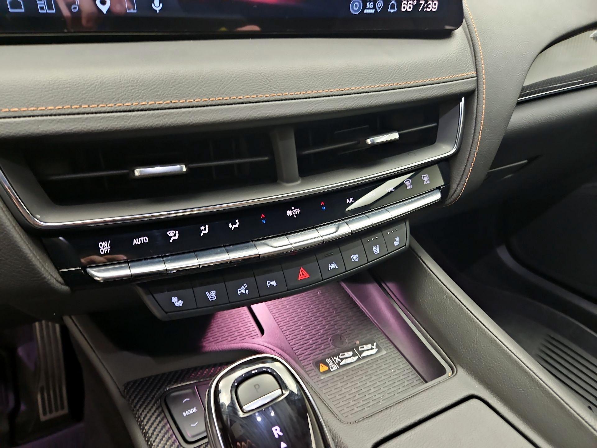 Thumbnail: 2025 Cadillac CT5 - 14