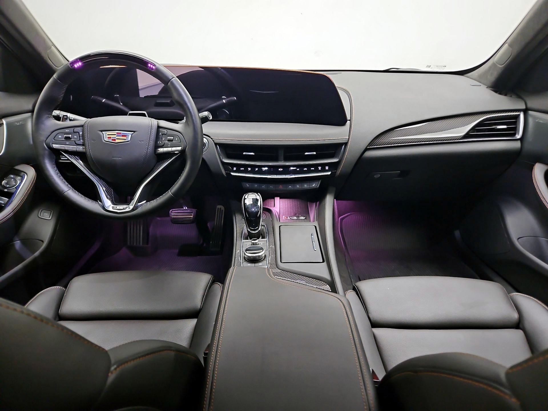 Thumbnail: 2025 Cadillac CT5 - 8