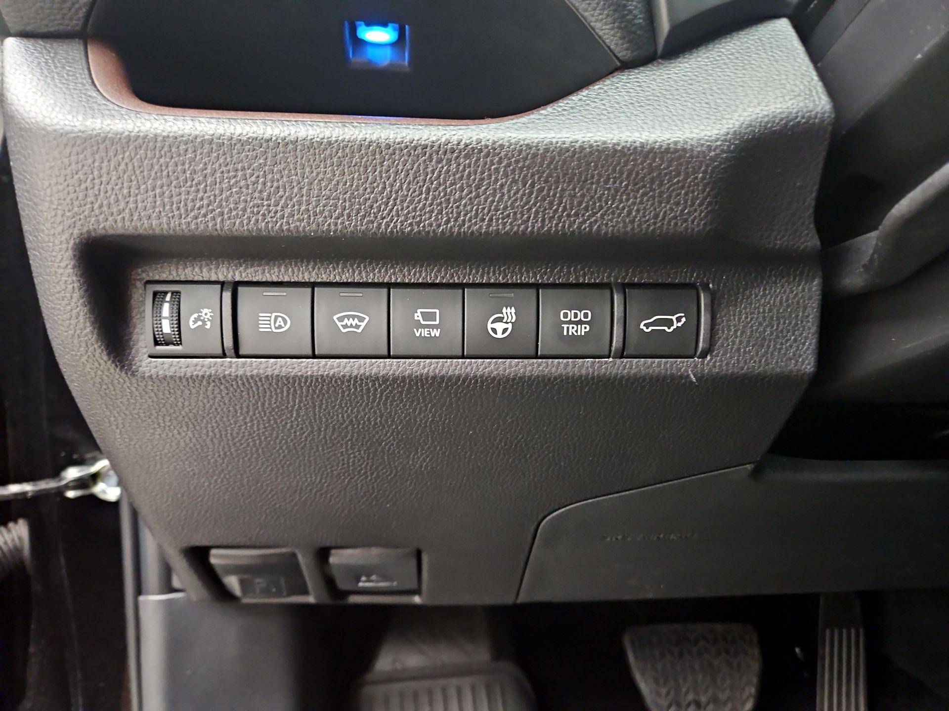 Thumbnail: 2025 Toyota RAV4 - 13