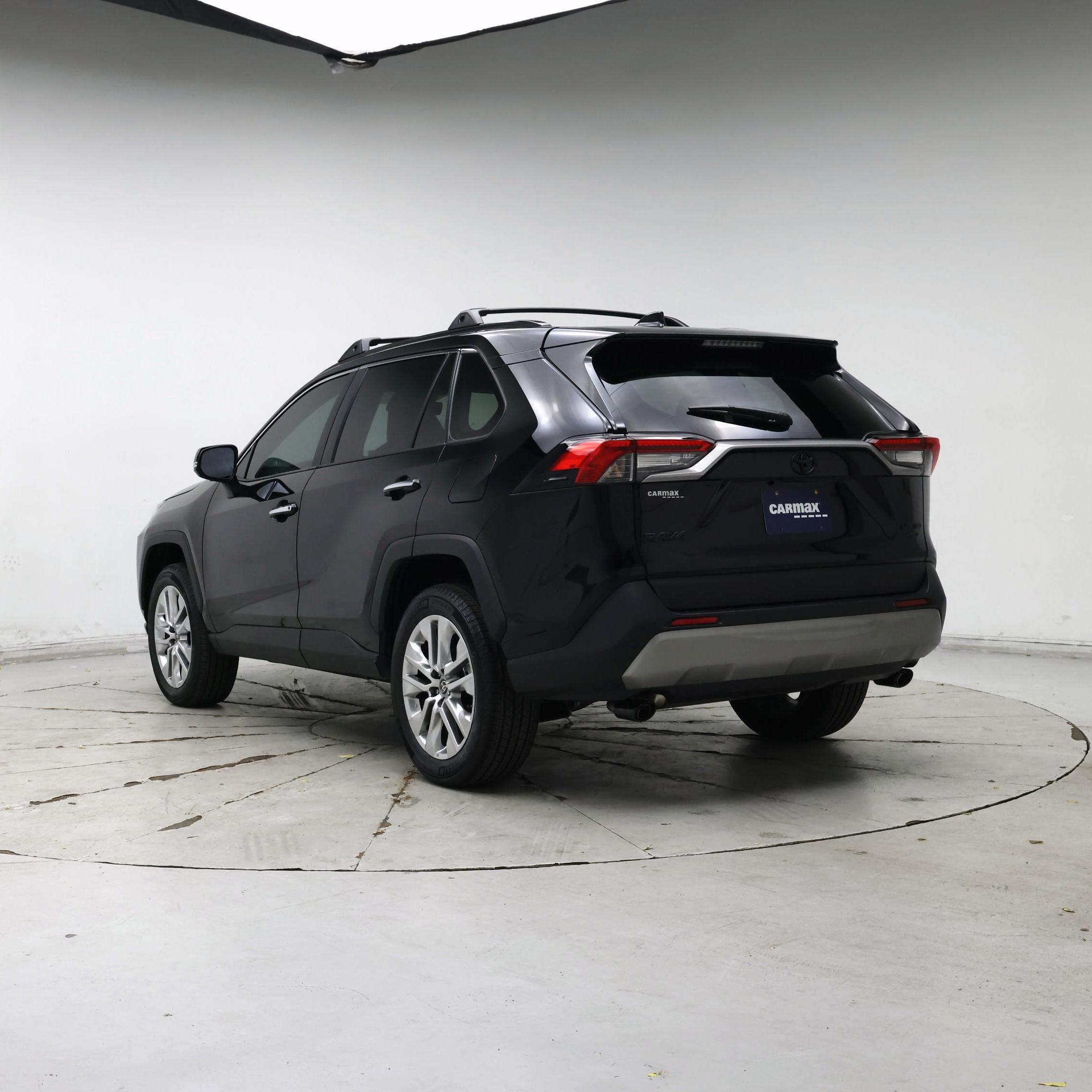 Thumbnail: 2025 Toyota RAV4 - 2