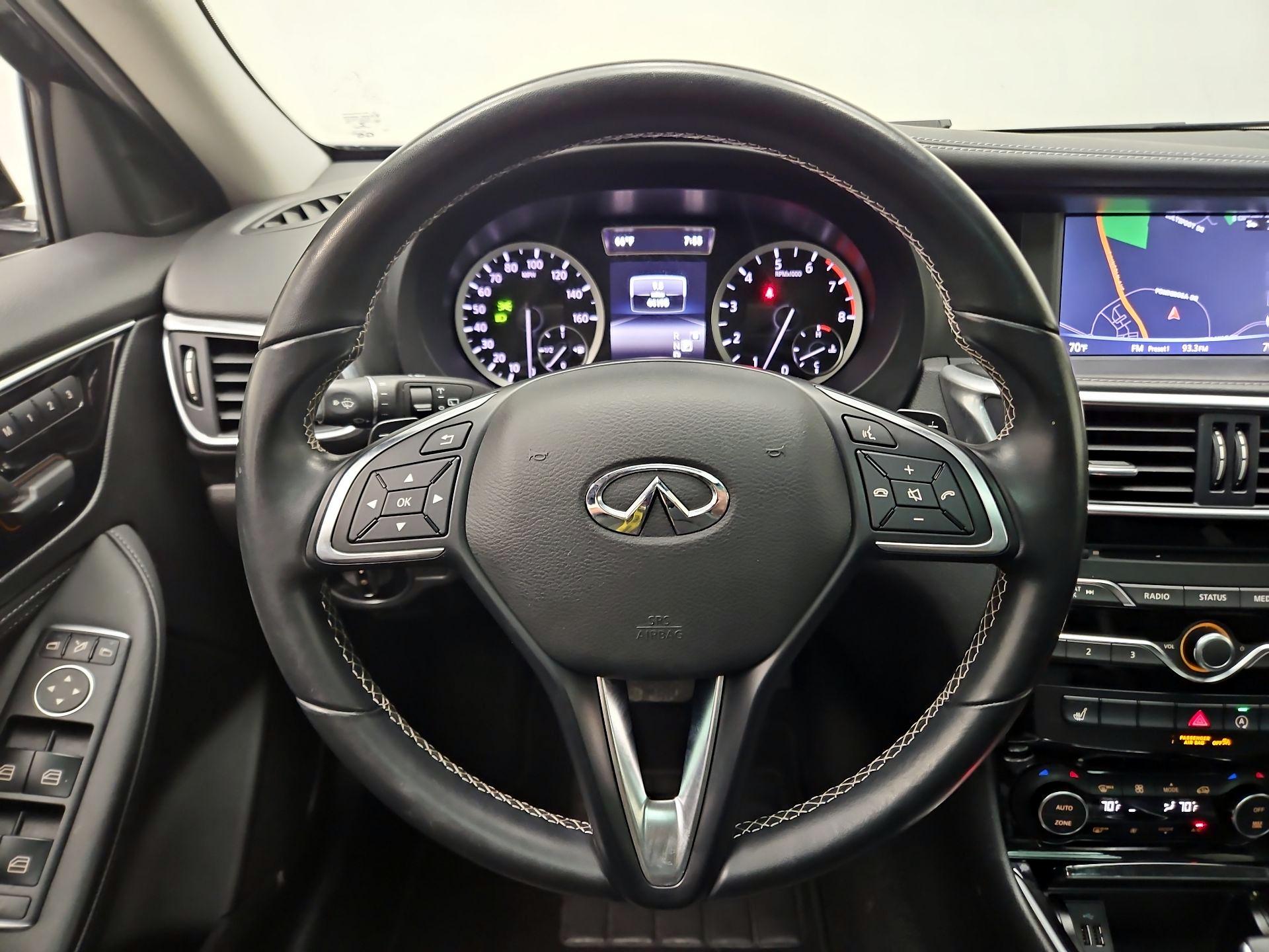 Thumbnail: 2019 INFINITI QX30 - 10