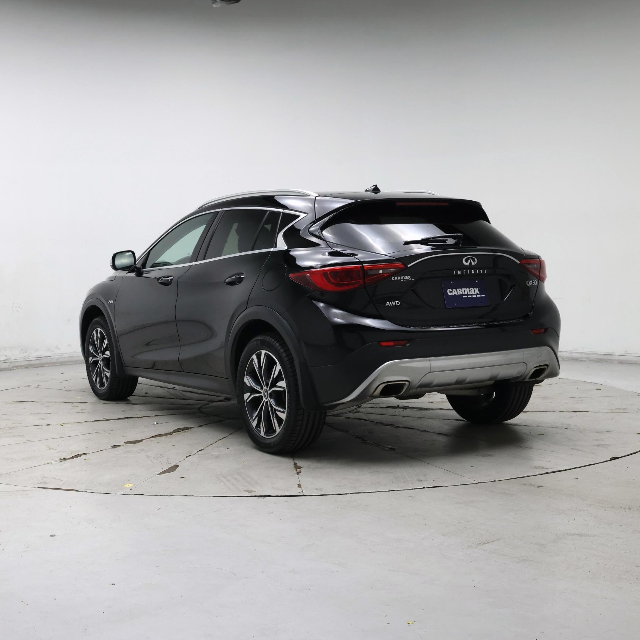 Thumbnail: 2019 INFINITI QX30 - 2