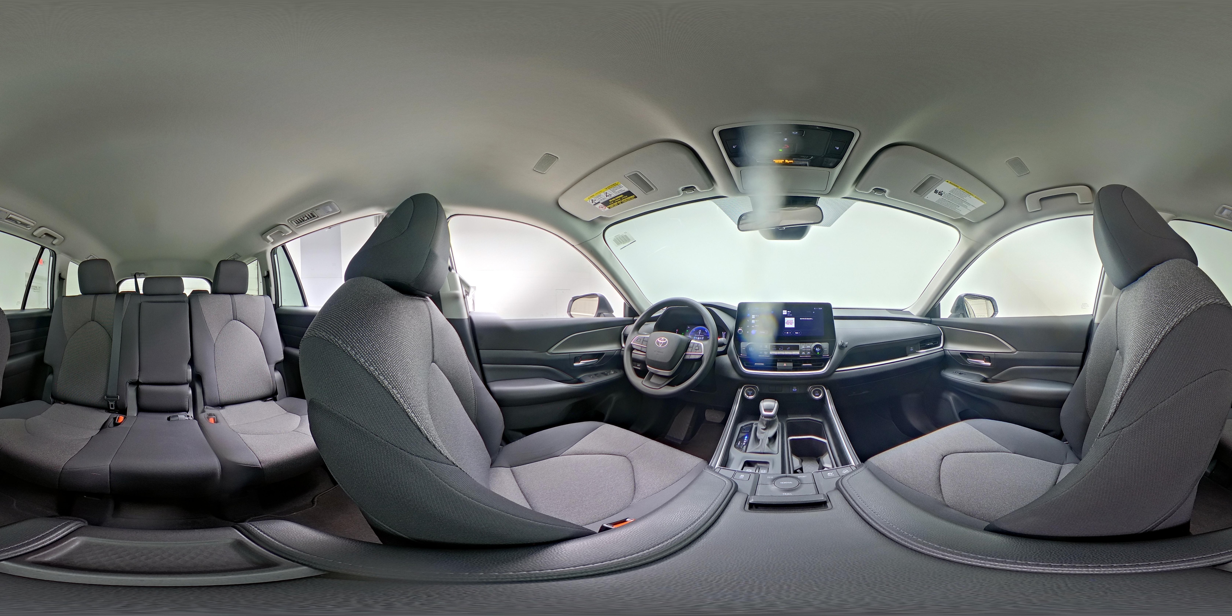 2025 Toyota Grand Highlander LE - Photo 26