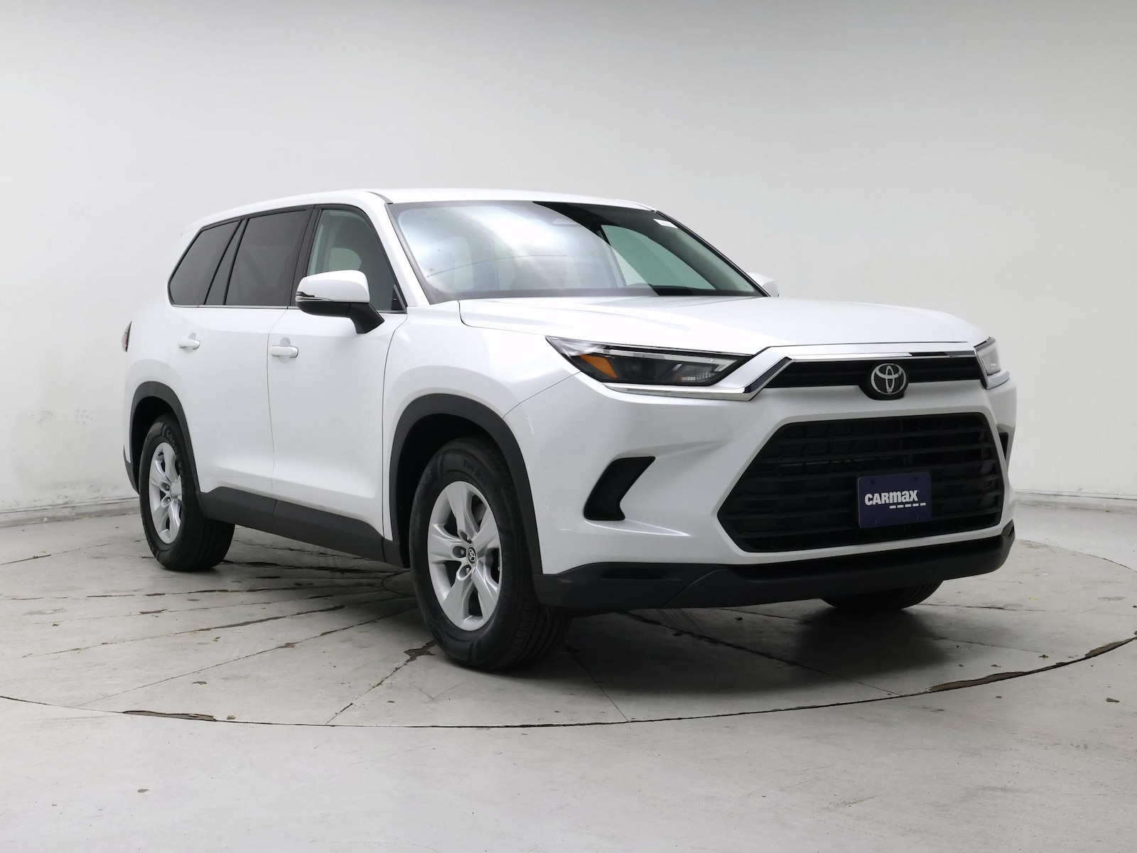 2025 Toyota Grand Highlander LE - Photo 2