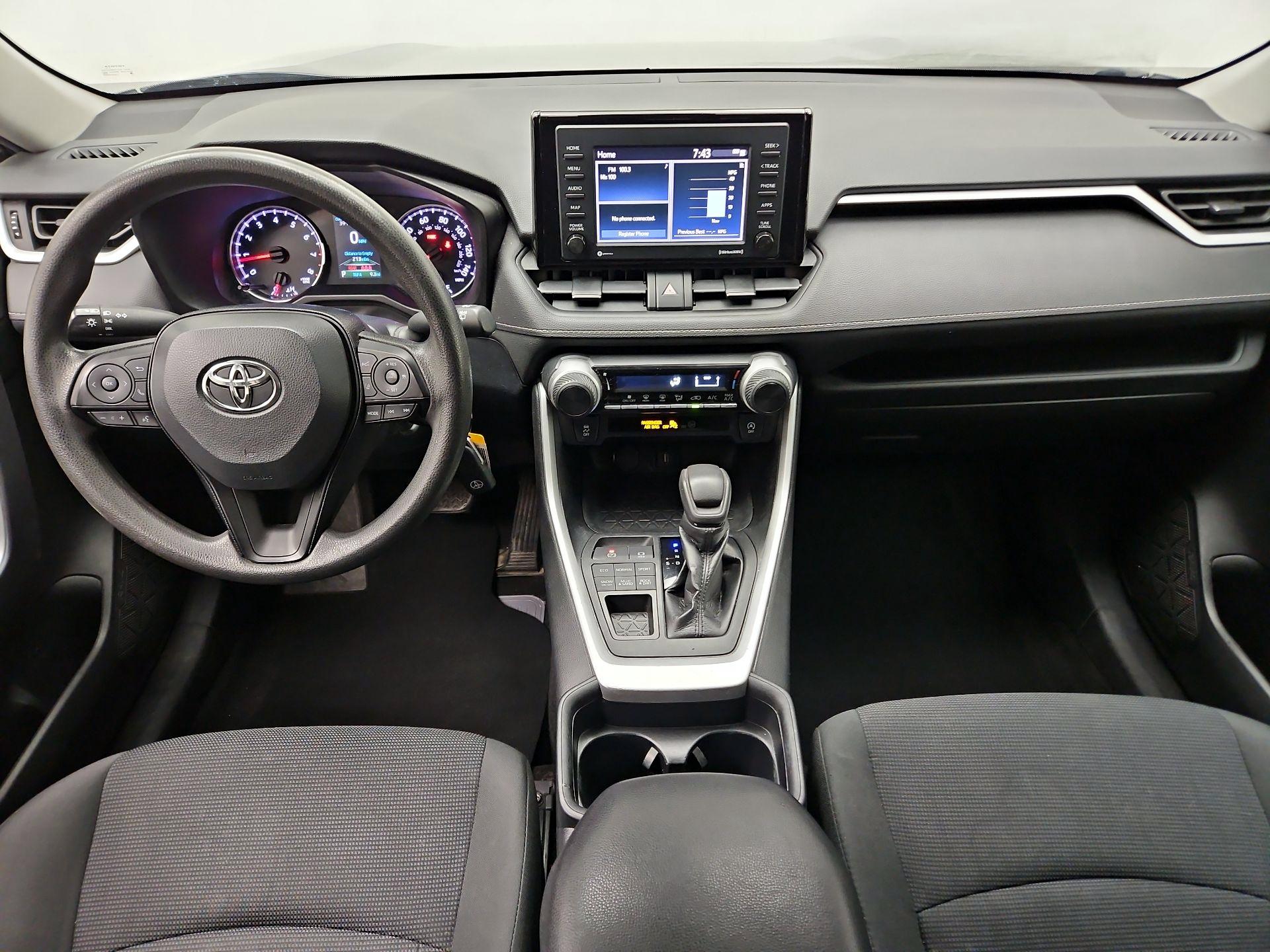 Thumbnail: 2020 Toyota RAV4 - 9