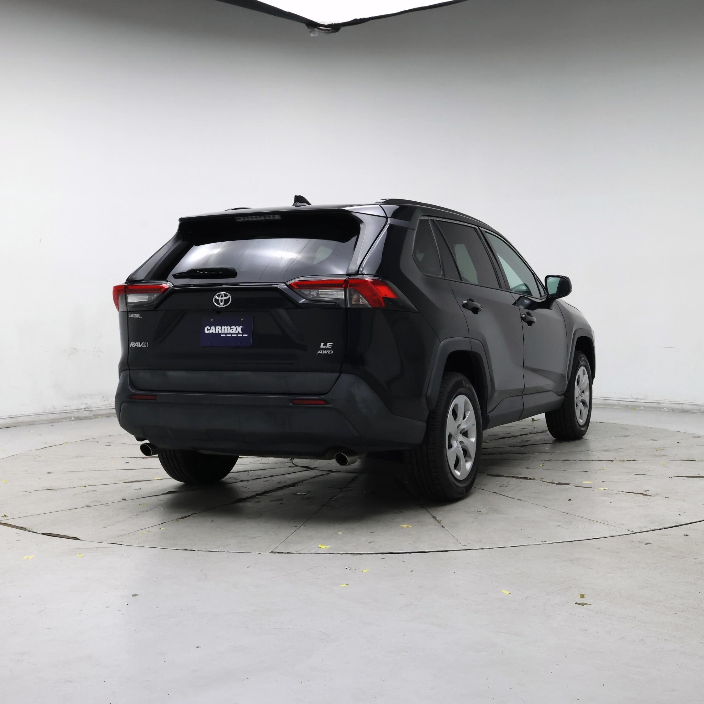 Thumbnail: 2020 Toyota RAV4 - 8